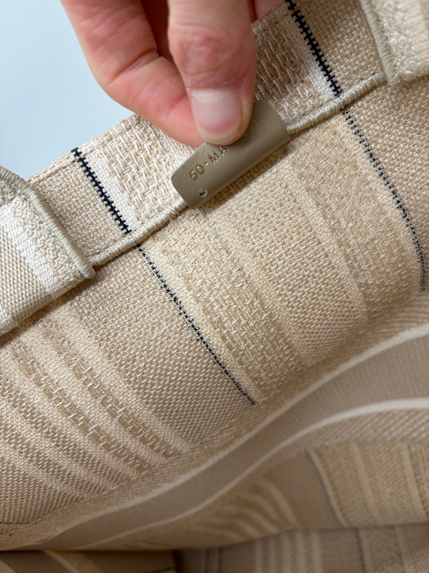 Christian Dior Beige Book Tote Shopping Tasche Medium