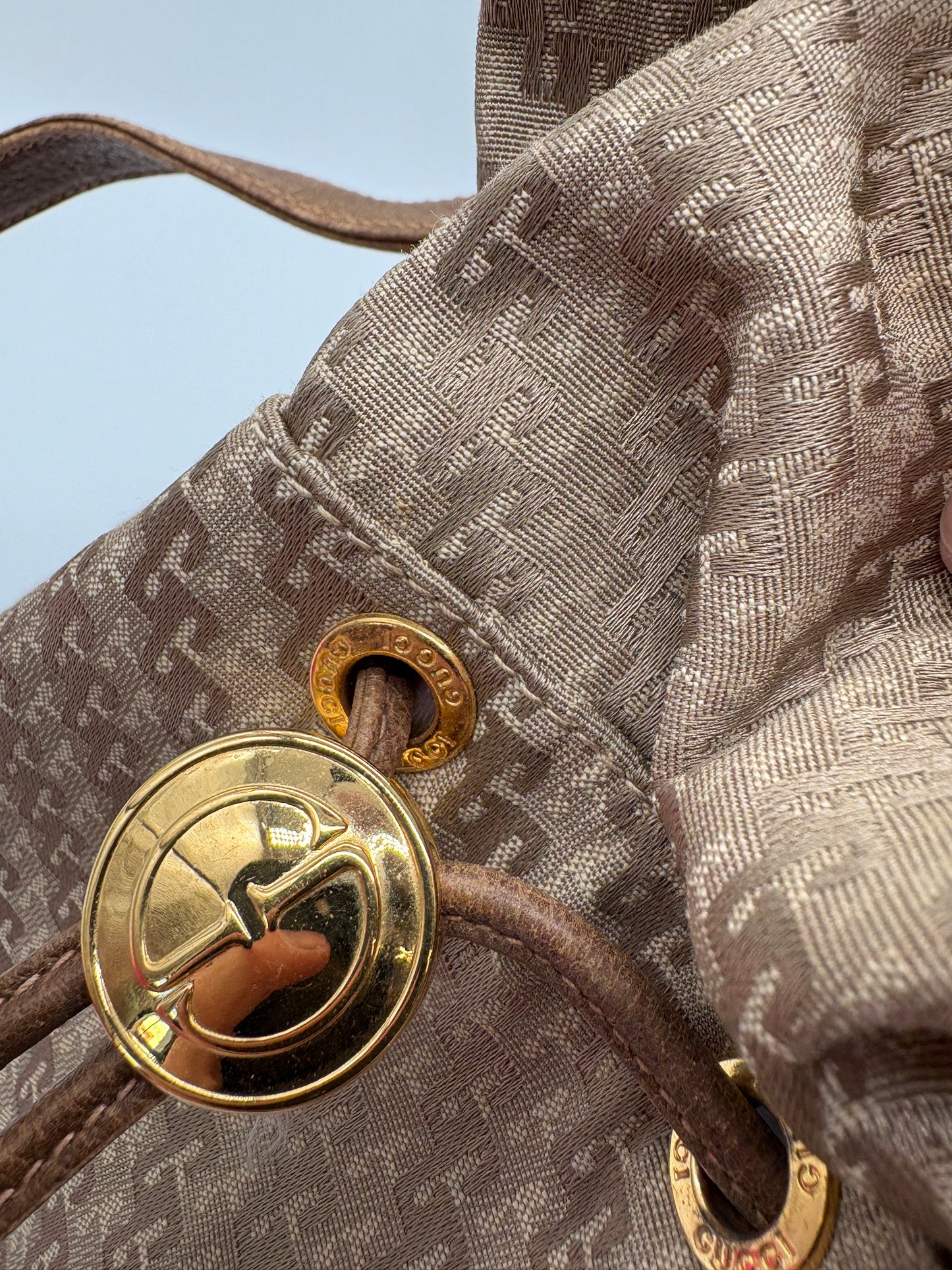 Gucci GG Canvas Web bucket bag Handtasche
Schulter Tasche