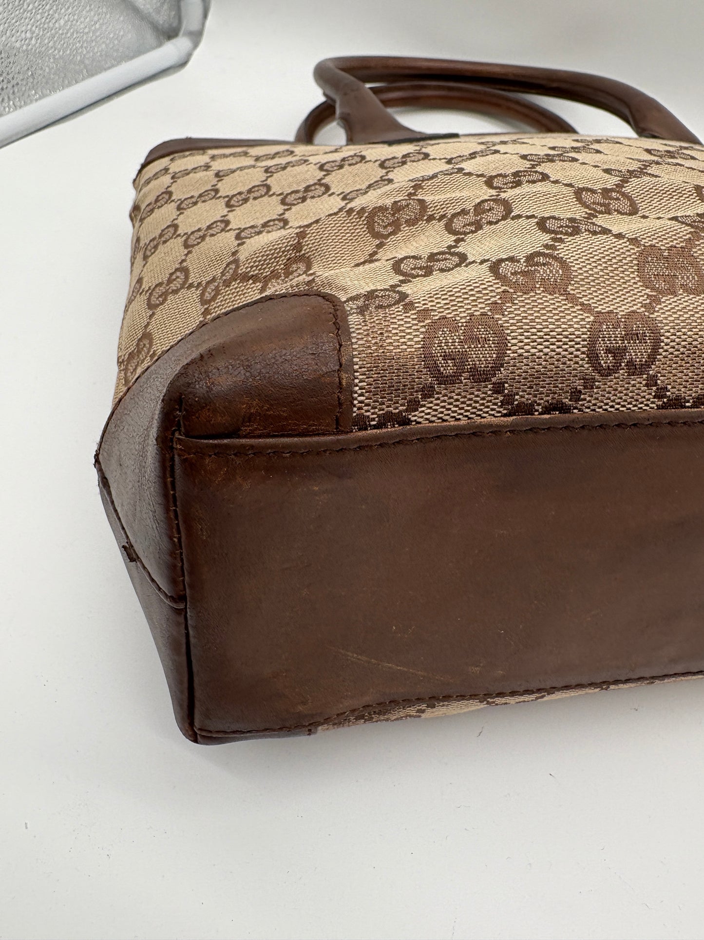 Gucci GG Canvas Handtasche Beige 002-1119
002113