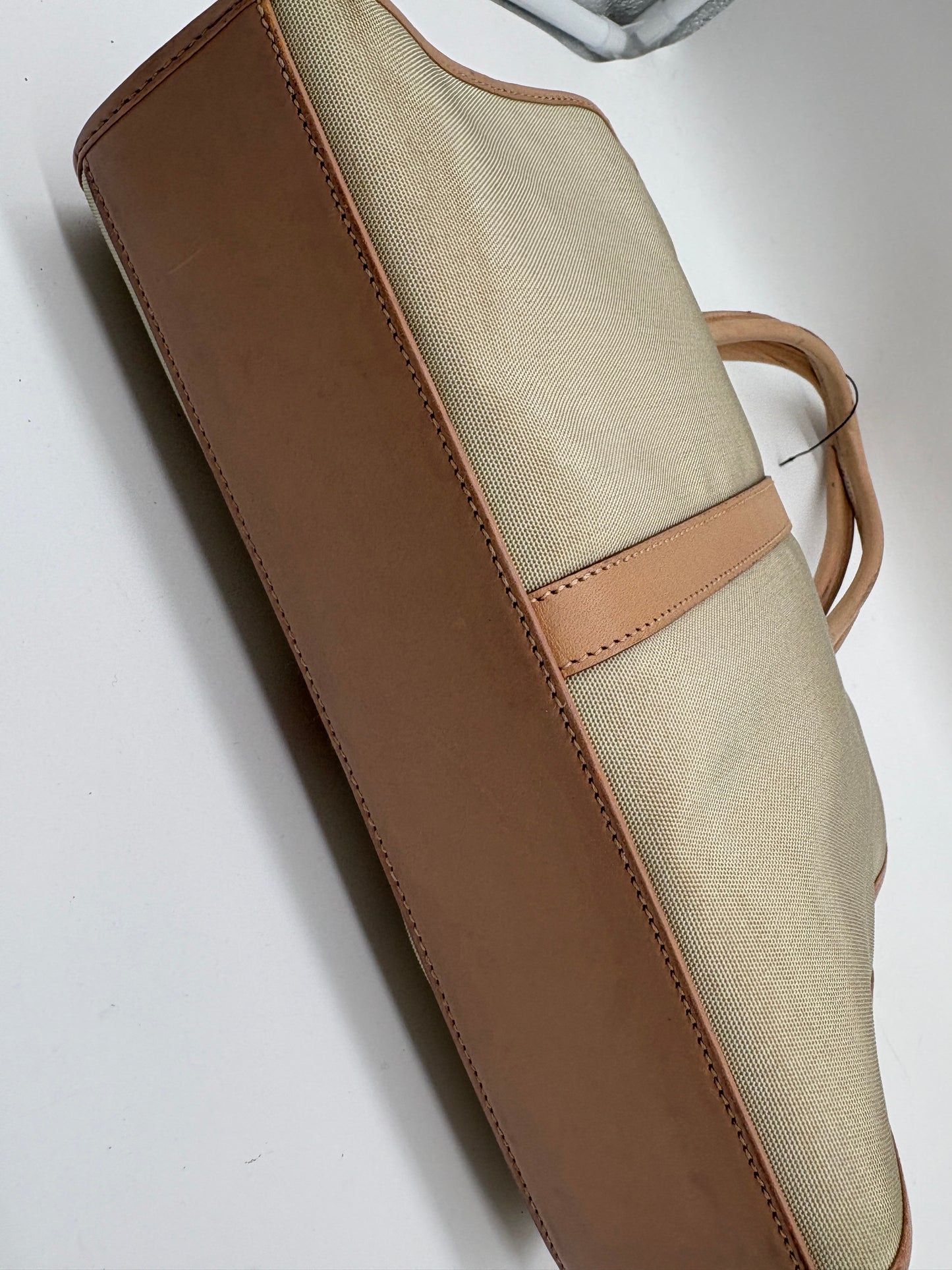 Gucci GG Jackie Handtasche aus Canvas