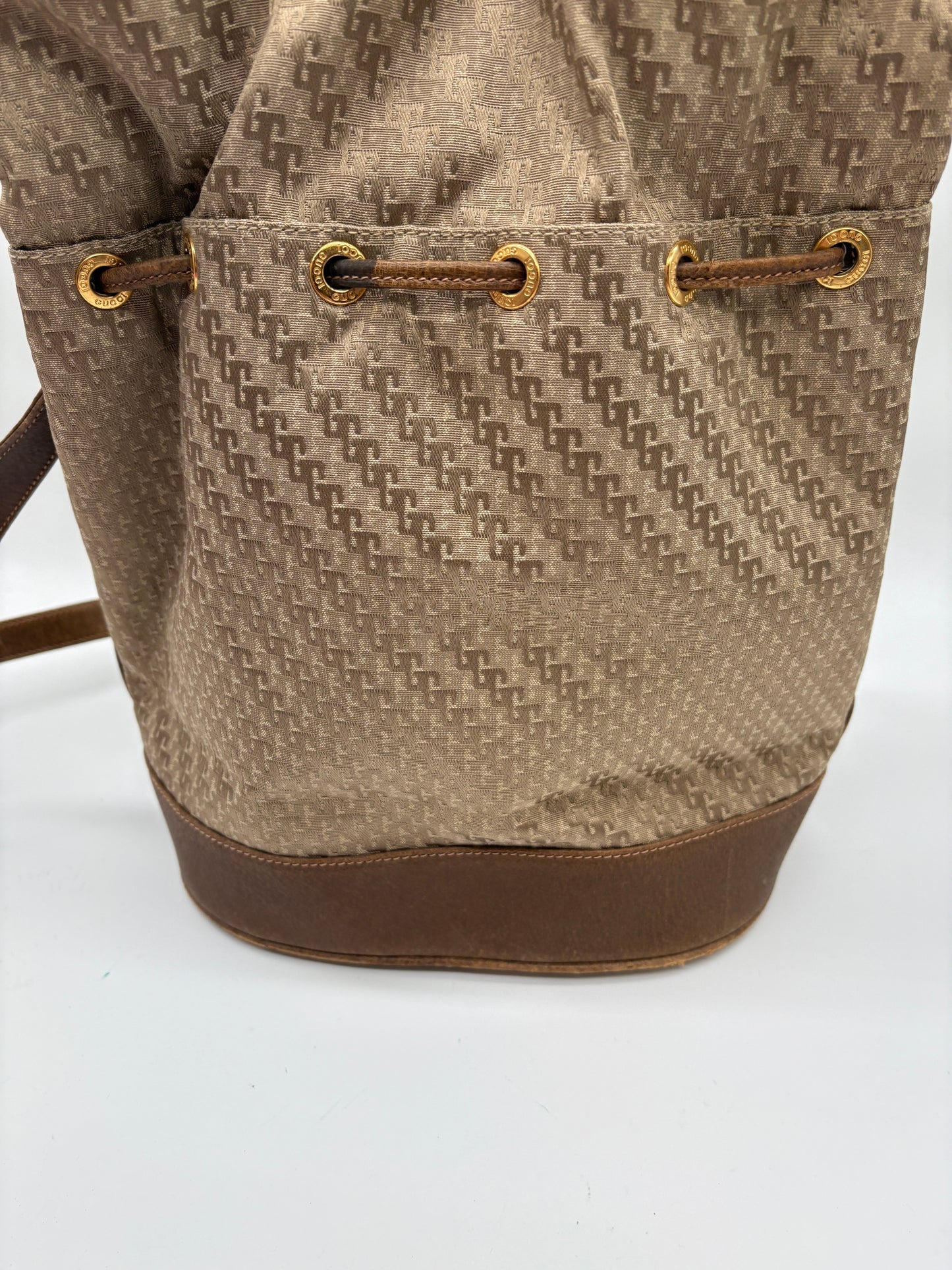 Gucci GG Canvas Web bucket bag Handtasche
Schulter Tasche