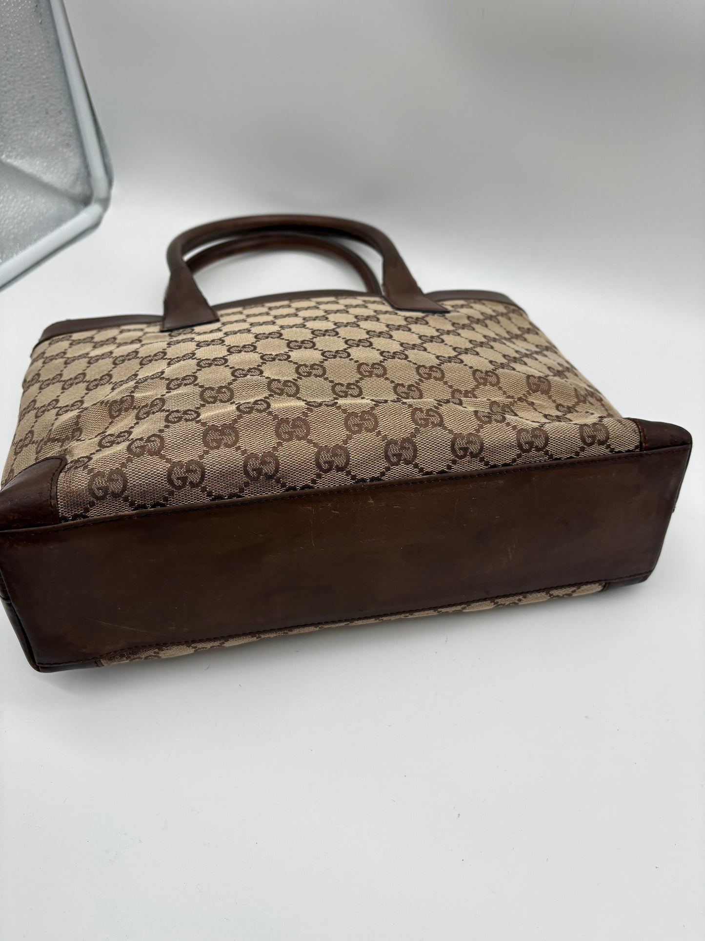 Gucci GG Canvas Handtasche Beige 002-1119
002113