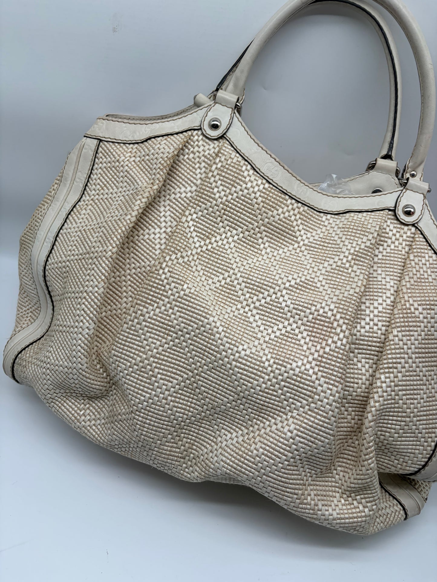 Gucci Guccissima Sukey Tote Bag Large Diamant weiß