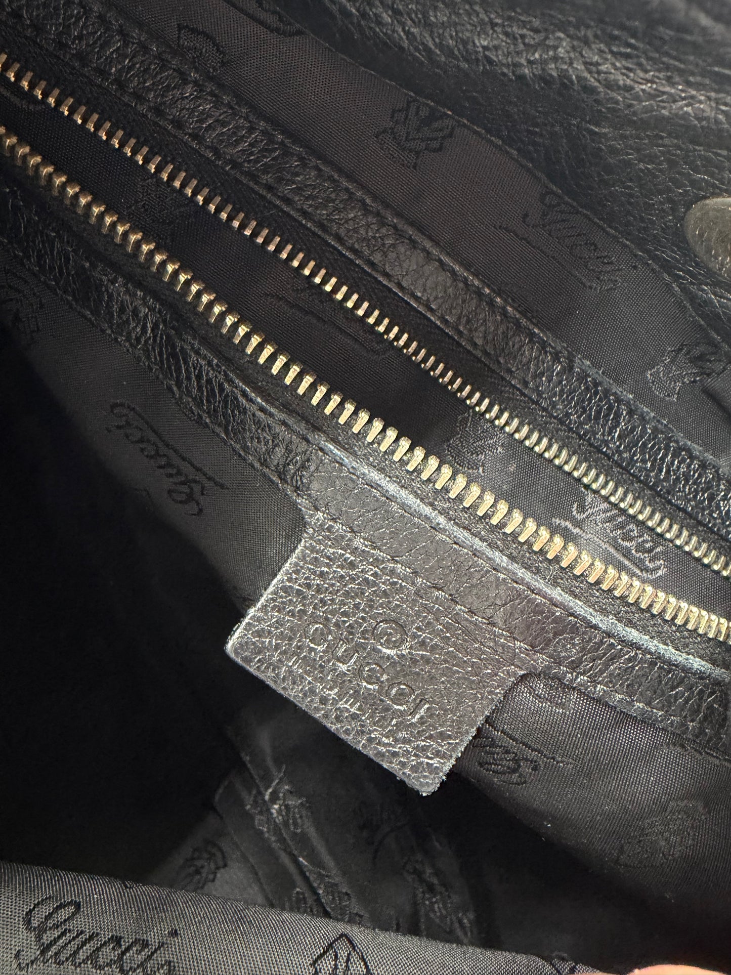 Gucci Charlotte Monogram Leder Tasche schwarz