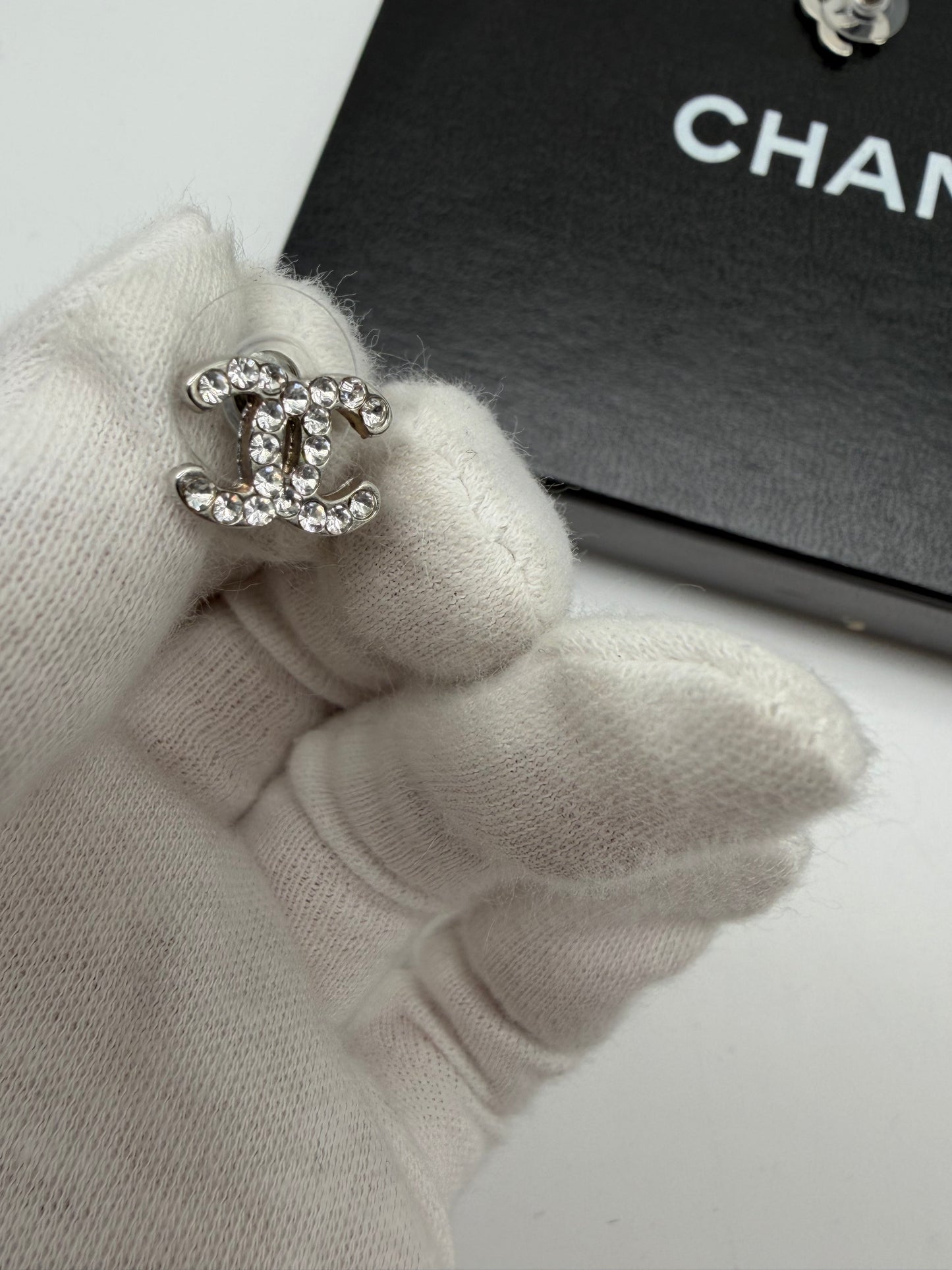 Chanel CC Diamant-Ohrringe