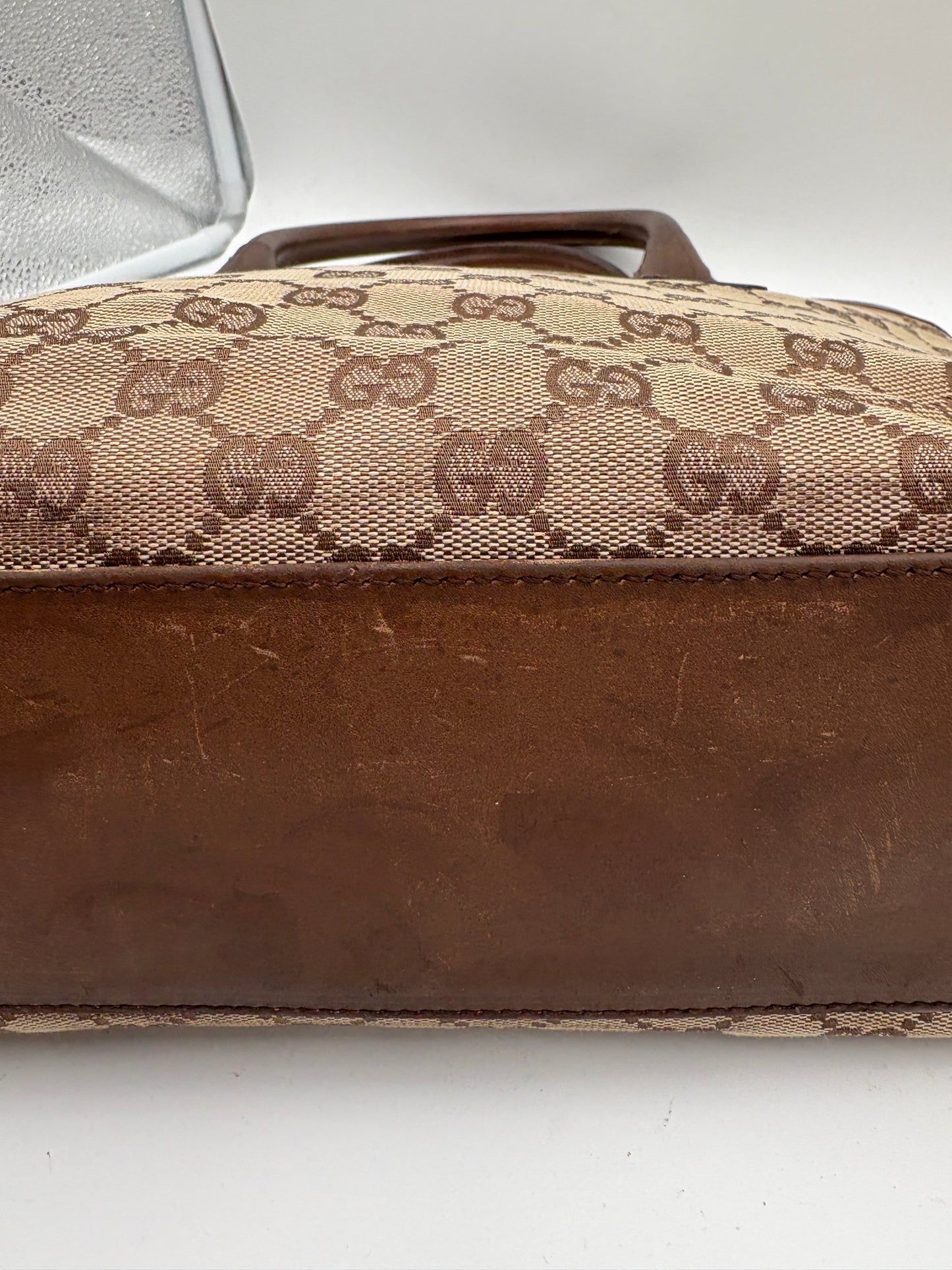 Gucci GG Canvas Handtasche Beige 002-1119
002113
