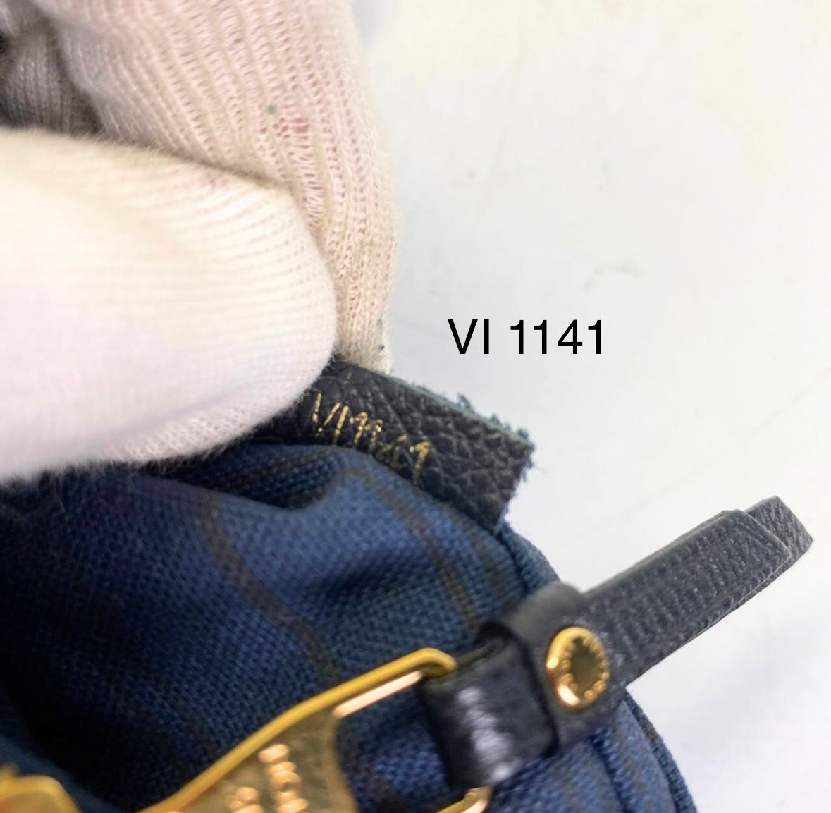 Louis Vuitton Lumineuse Empreinte PM Monogram Tasche (Navy Schwarze Vintage Designer Handtasche)