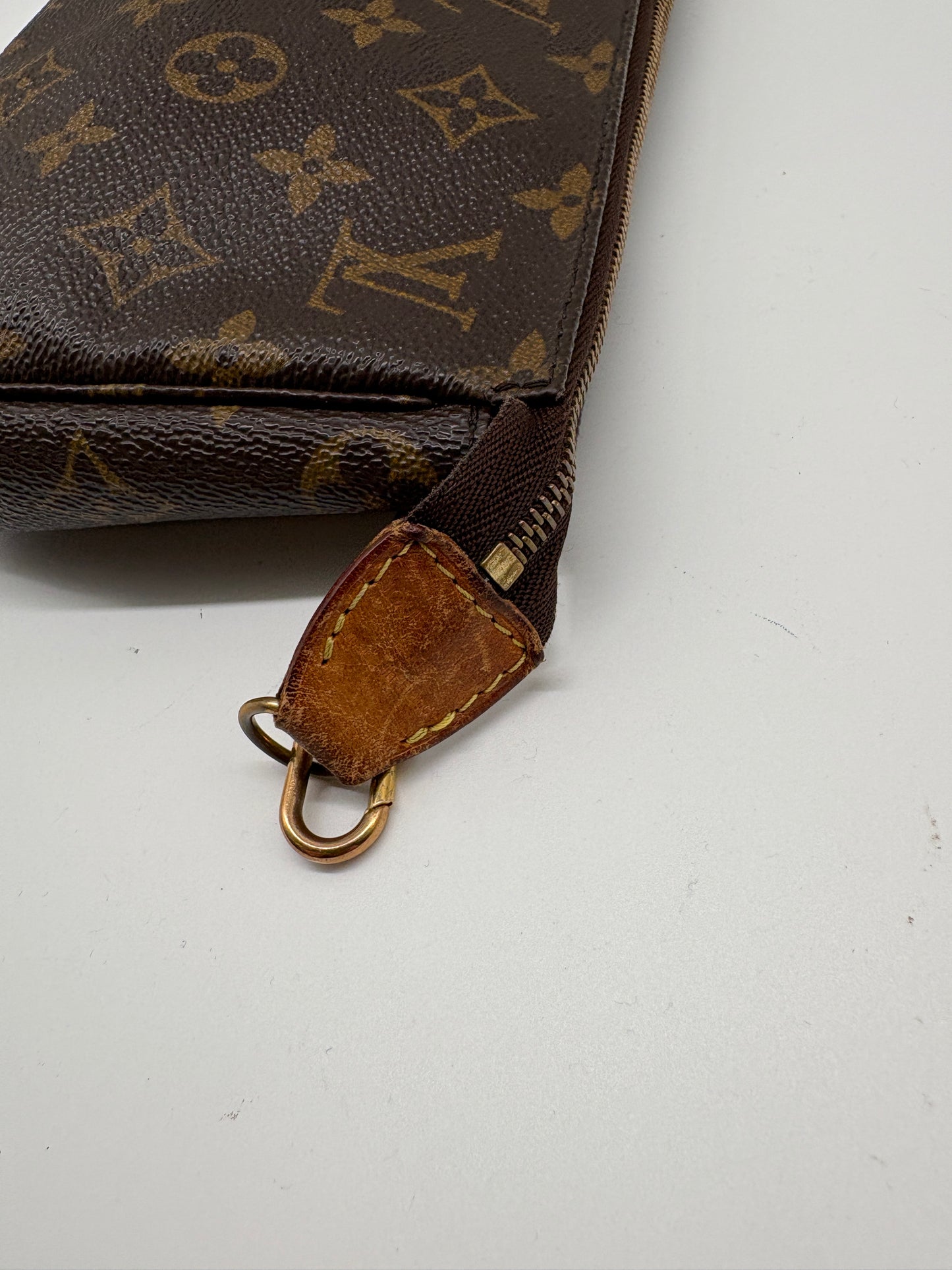 Louis Vuitton Pochette Accesoires (Designer Monogram Tasche)