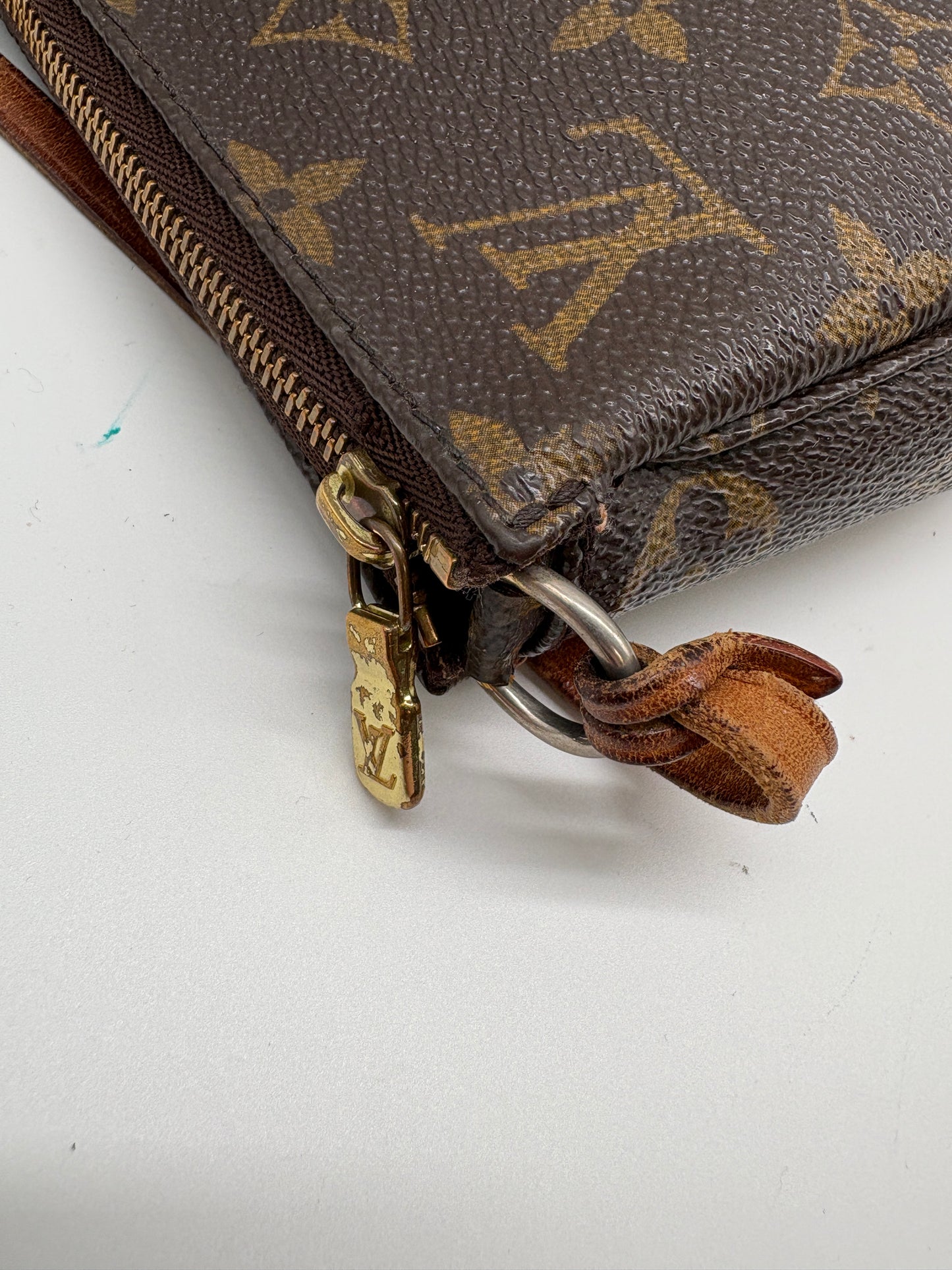 Louis Vuitton Pochette Accesoires (Designer Monogram Tasche)