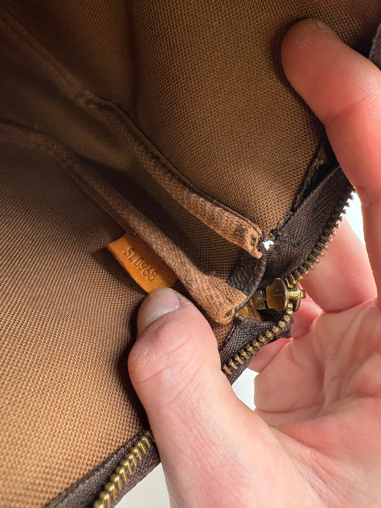 Louis Vuitton Pochette Accesoires (Designer Monogram Tasche)