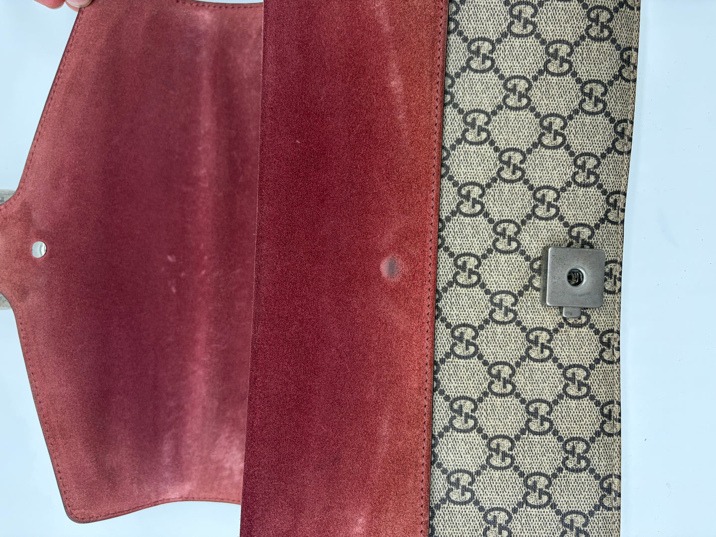 Gucci Dionysus GG Supreme Blumen Schultertasche