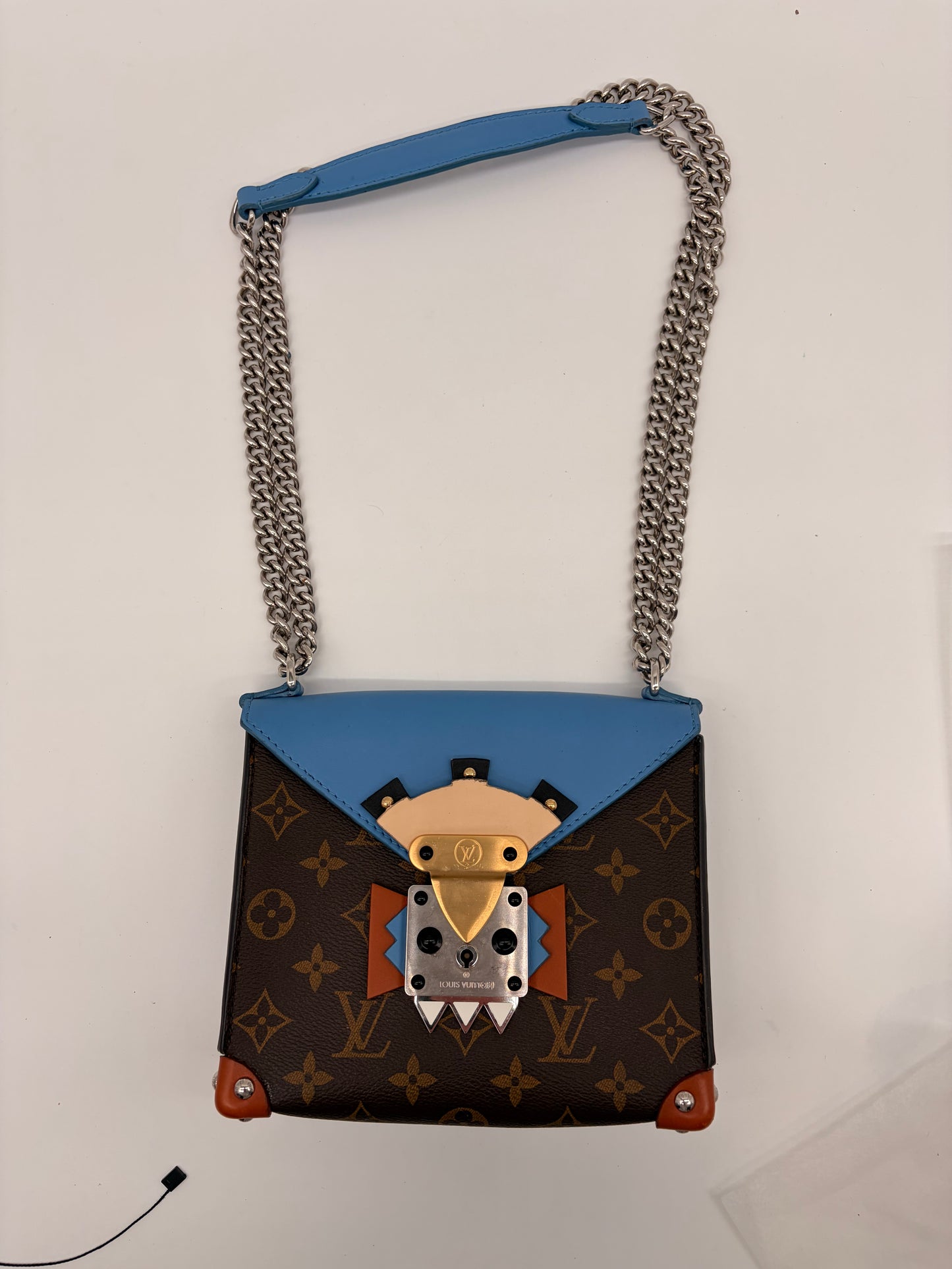 Louis Vuitton Monogram Tribal Mask Pochette Schultertasche