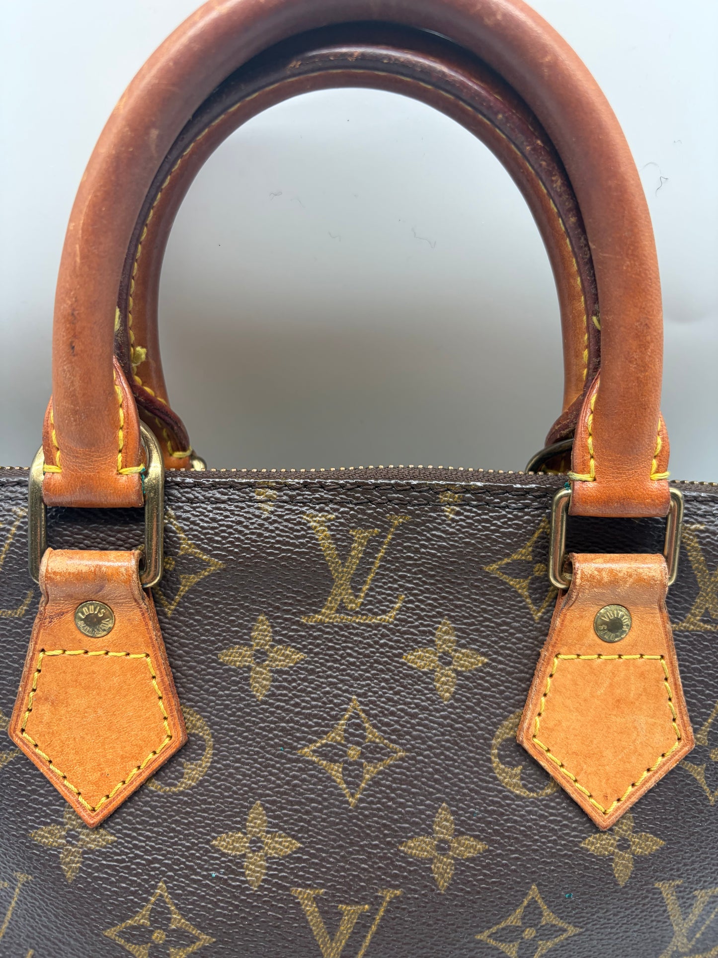 Louis Vuitton Alma PM Monogram Handtasche