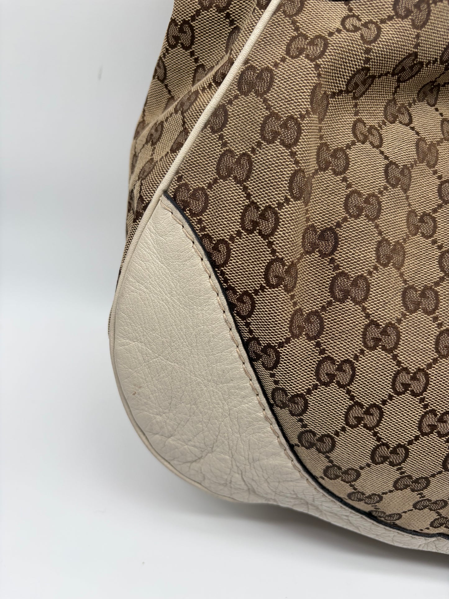 Vintage Gucci Charlotte Hobo Tasche GG Canvas