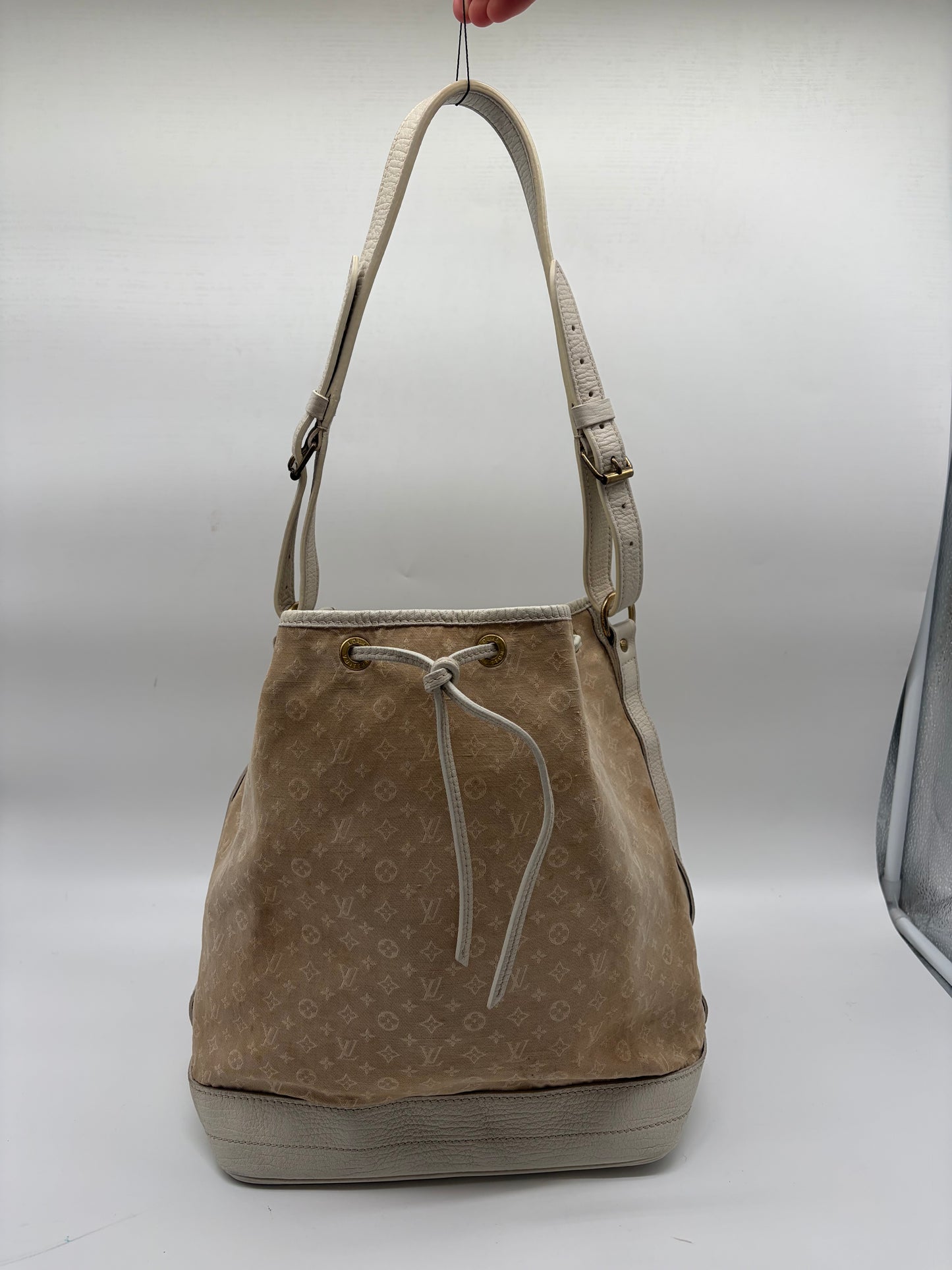 Louis Vuitton Monogram Mini Lin Noé Weiß