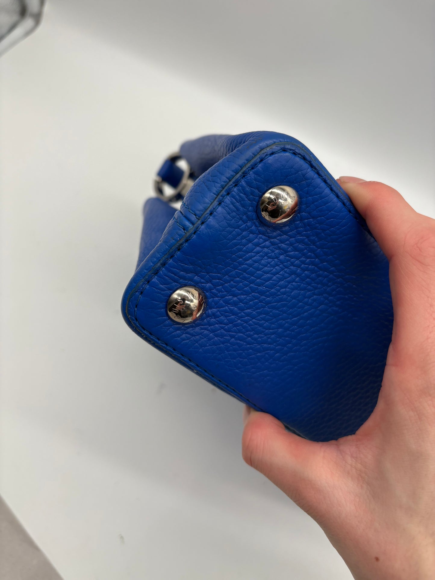 Louis Vuitton Capucines Bb Handtasche blau