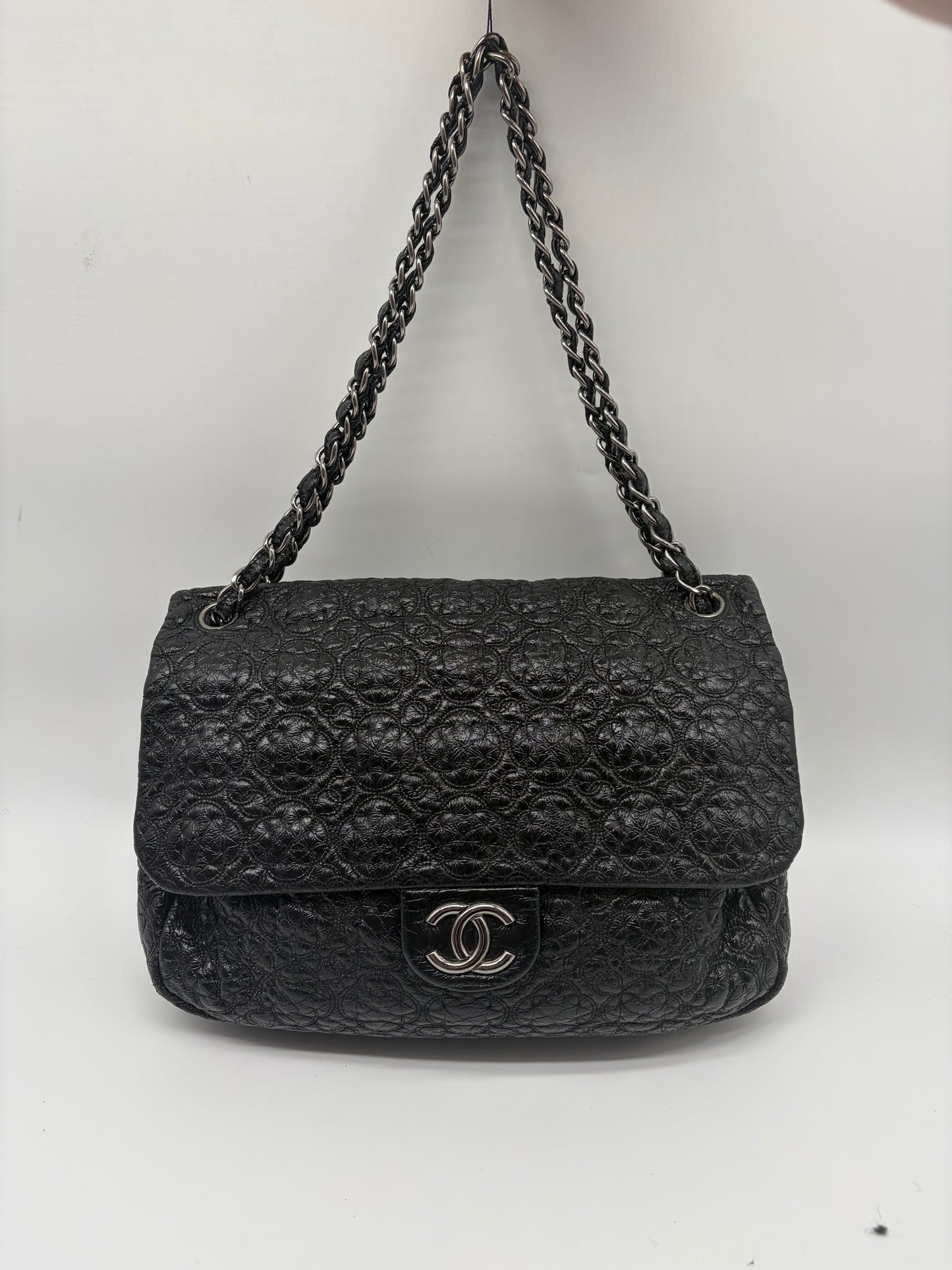 Chanel Camellia Coco Mark Flap Schultertasche Schwarz