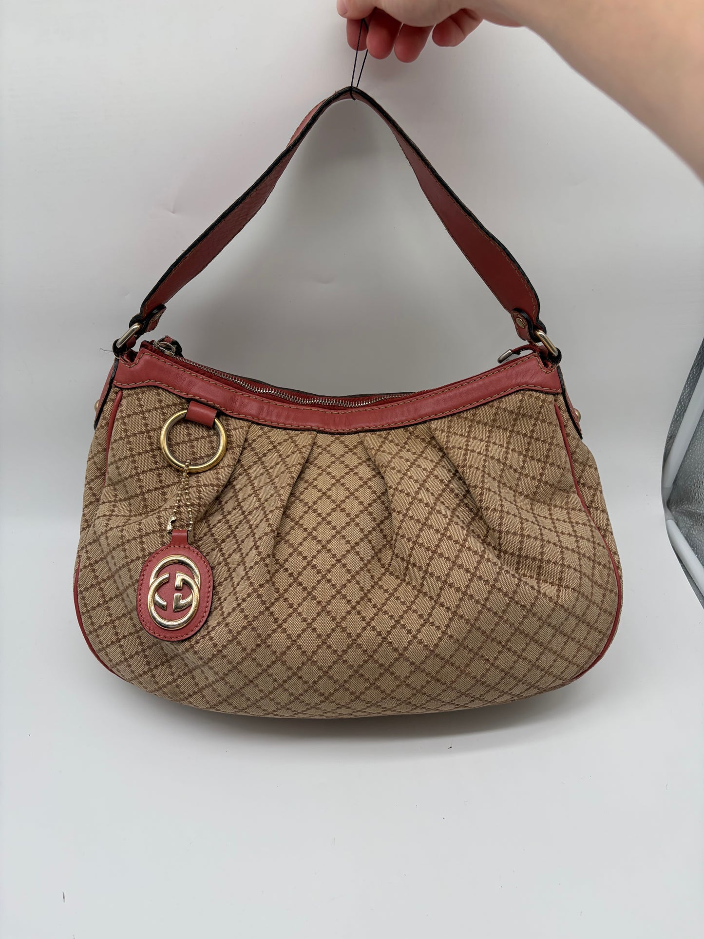 Gucci Diamante Sukey Shoulder Bag Beige Lachsfarbenes Leder