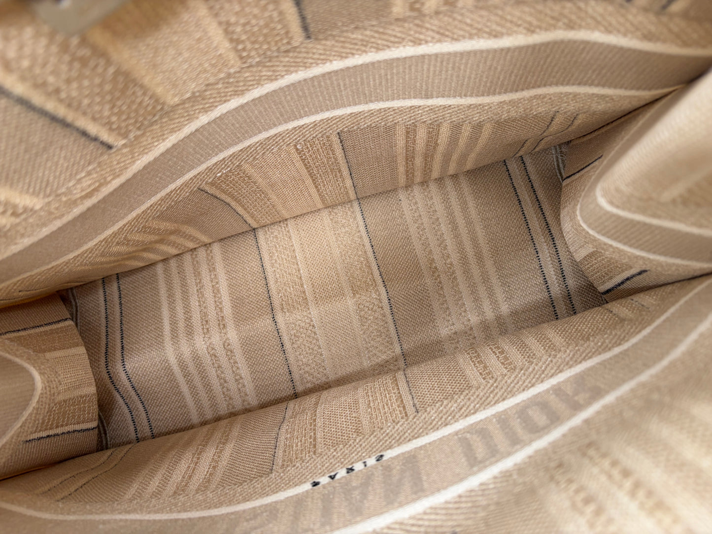 Christian Dior Beige Book Tote Shopping Tasche Medium