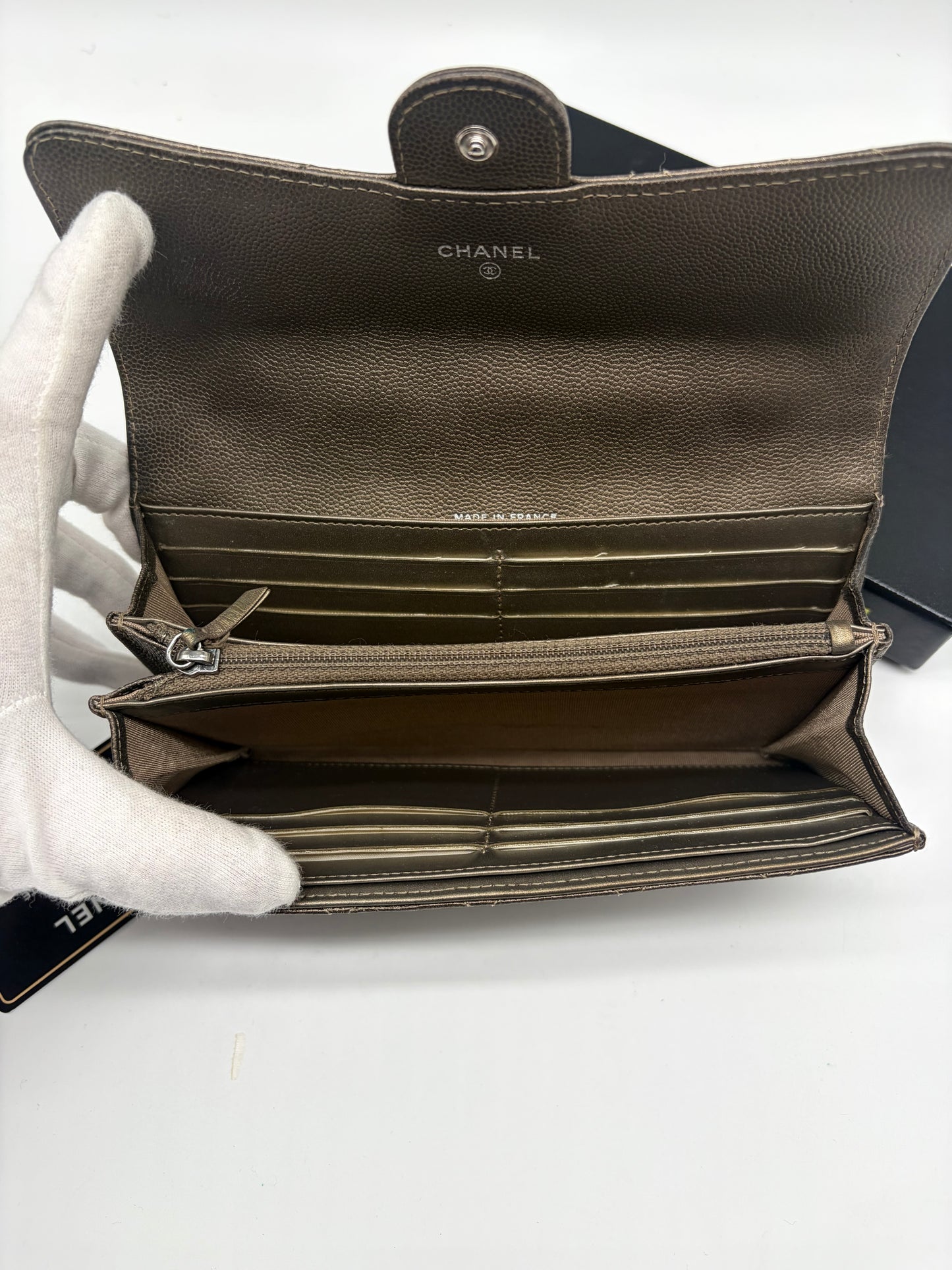 Chanel Caviar Matelasse Long Wallet Bronze/ Braun