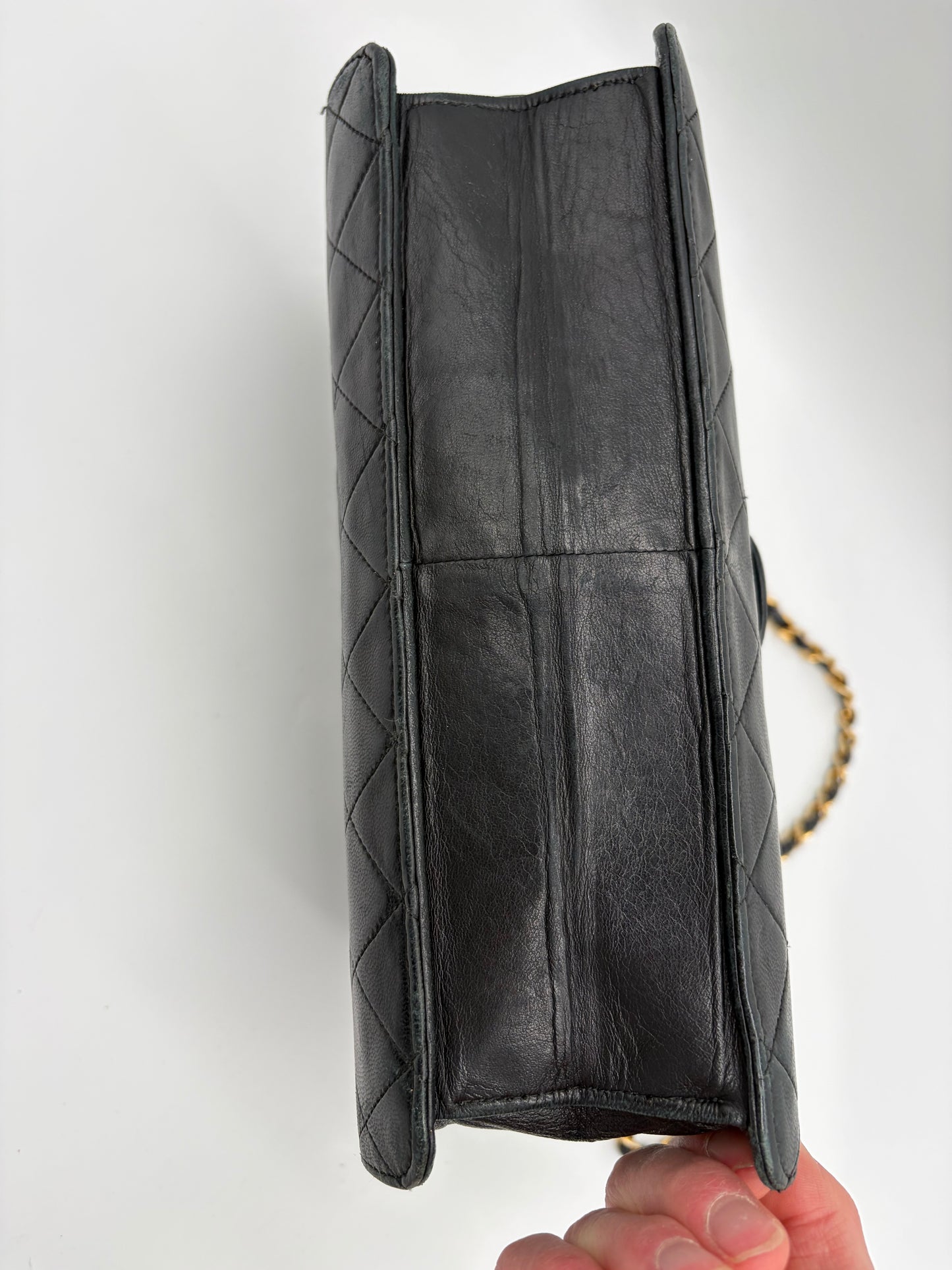 Chanel Classic Flap Bag Medium – Schwarz gesteppte Leder-Handtasche