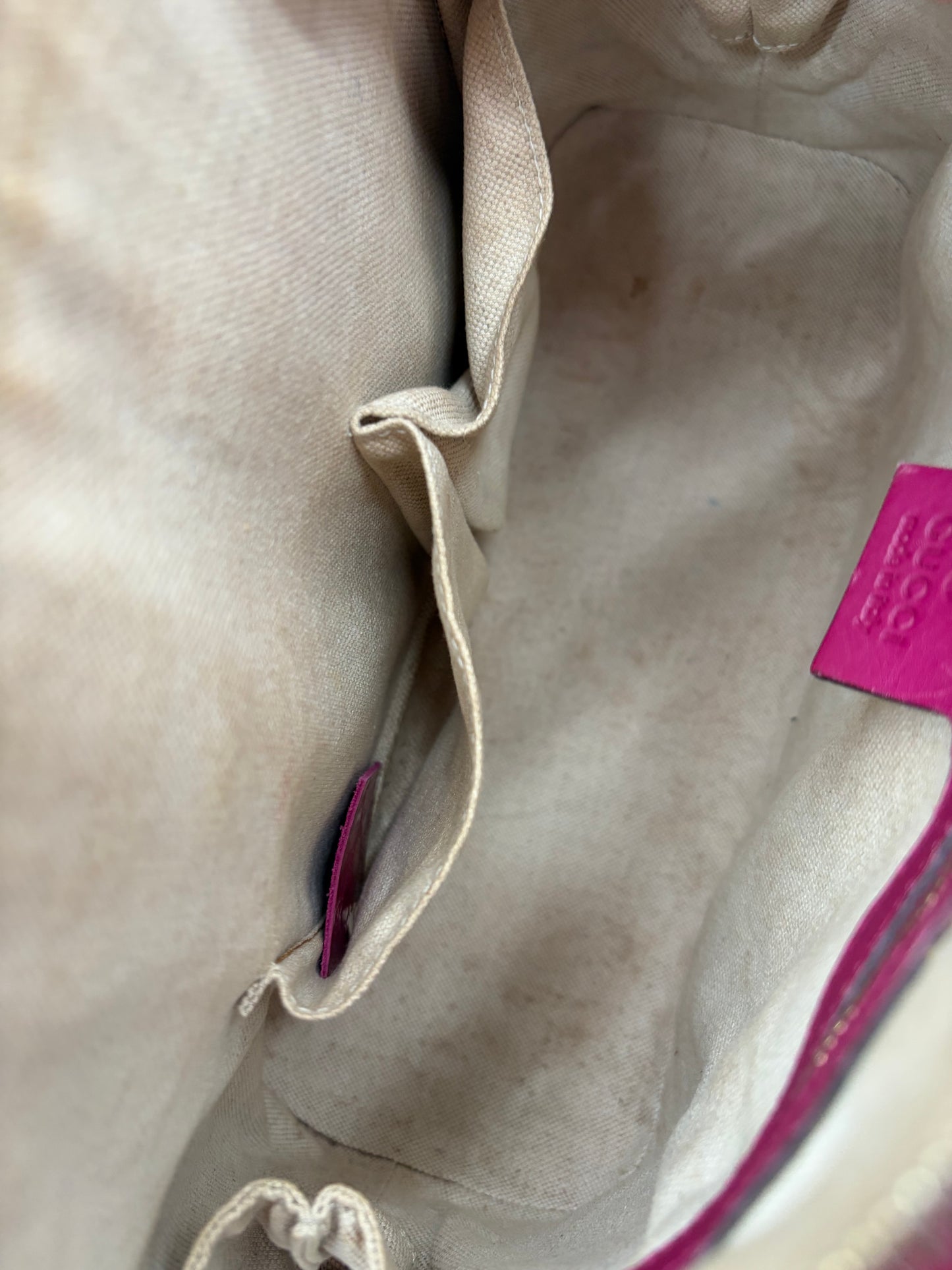 Gucci Microguccissima Pink Lackleder Handtasche