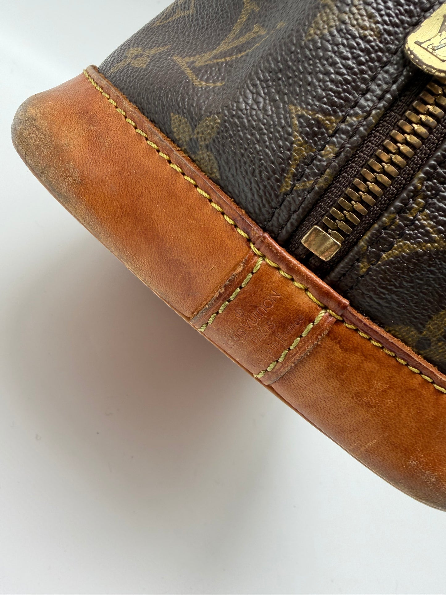 Louis Vuitton Alma PM Monogram Handtasche