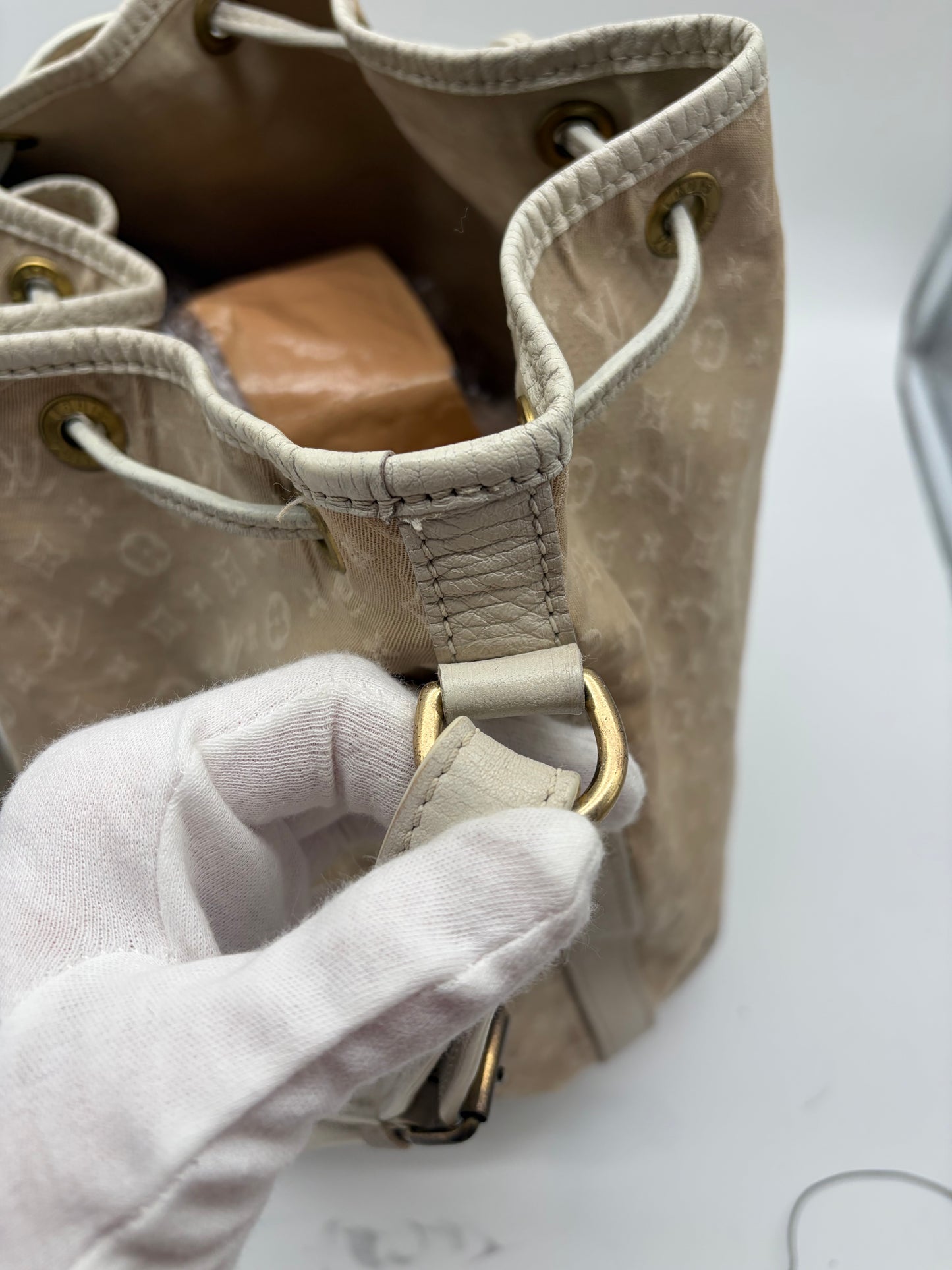 Louis Vuitton Monogram Mini Lin Noé Weiß