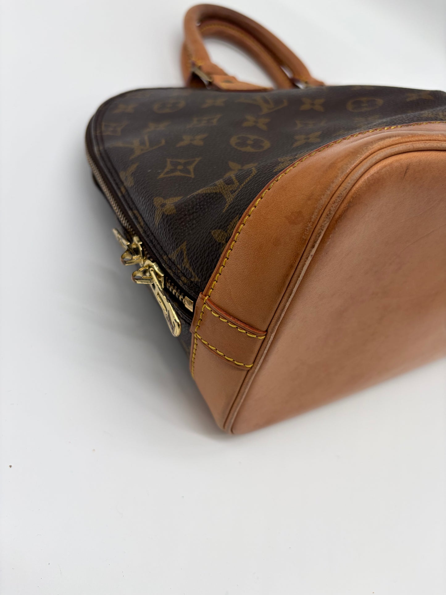 Louis Vuitton Alma PM Monogram Handtasche