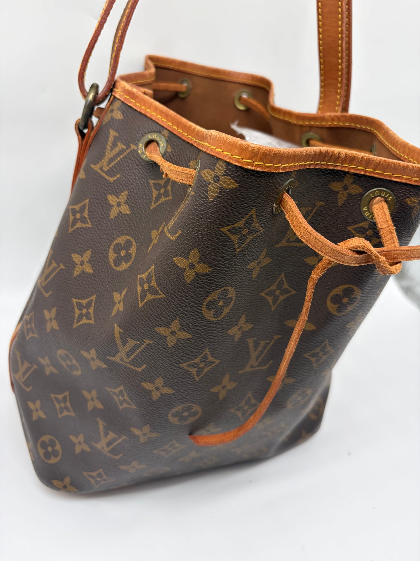 Louis Vuitton Petit Noé Monogram Canvas Bucket Bag