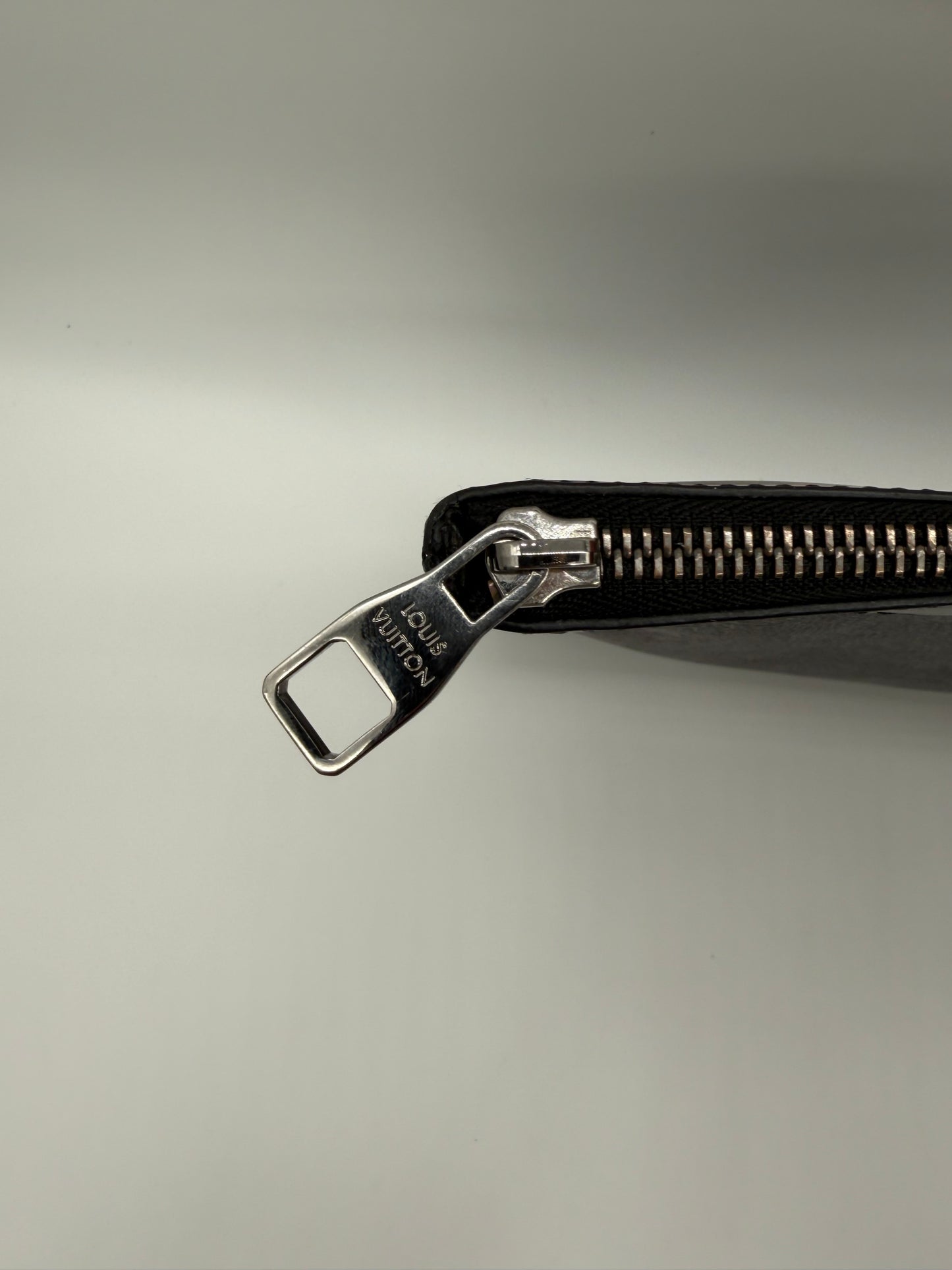 Louis Vuitton Pochette Apollo Clutch Eclipse Monogram