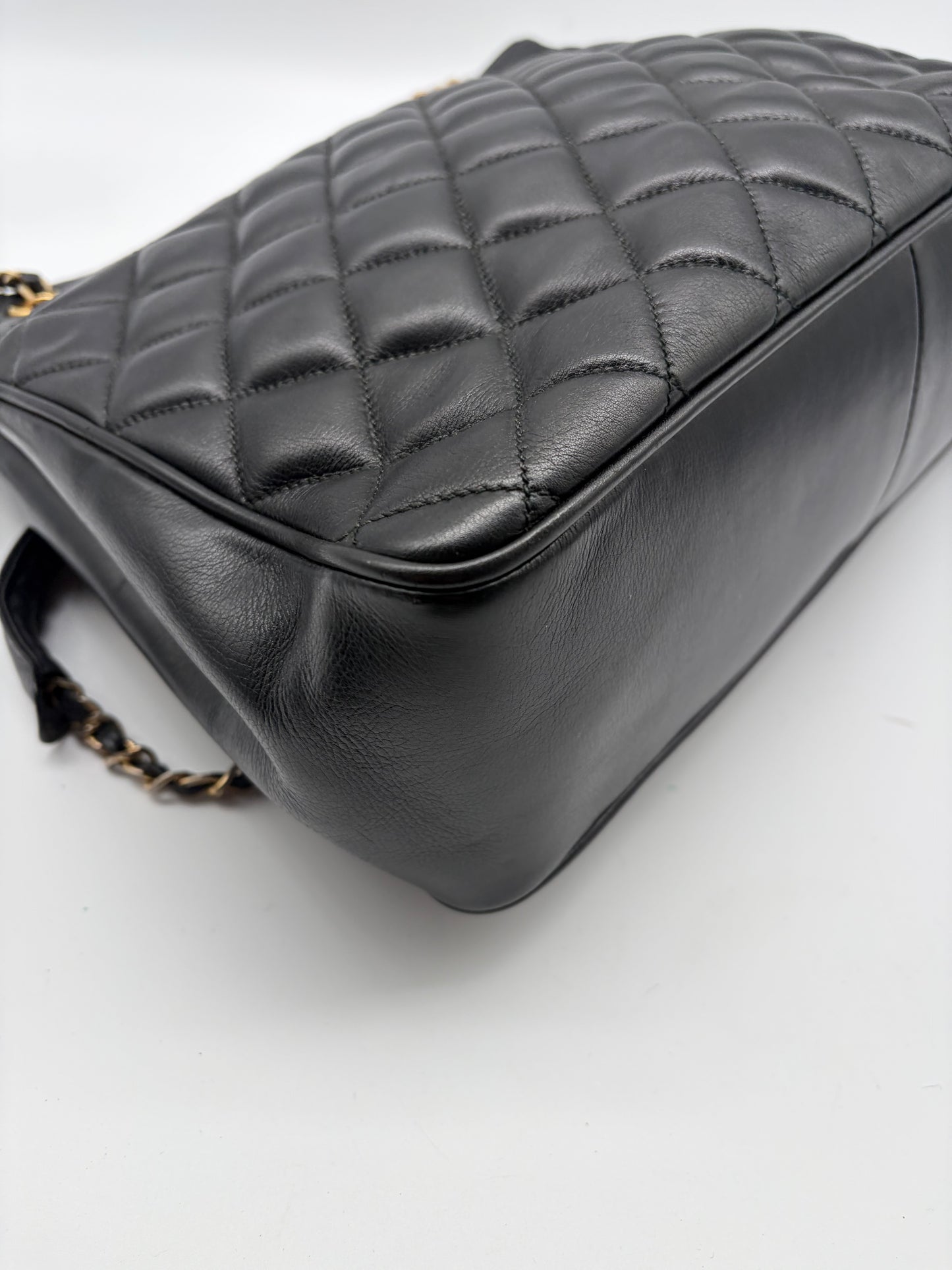 Chanel Matelassé Shopping Handtasche