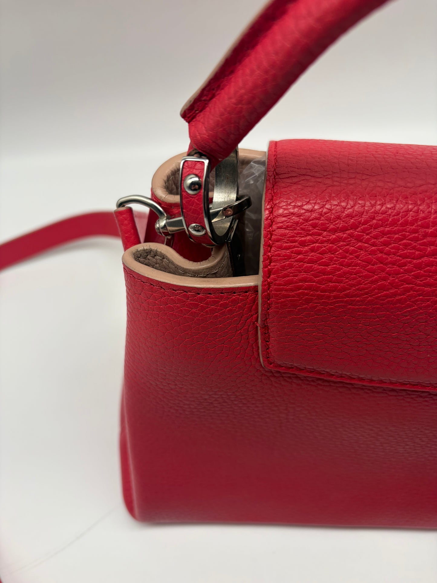 Louis Vuitton Capucines BB Taurillon mit Schultergurt