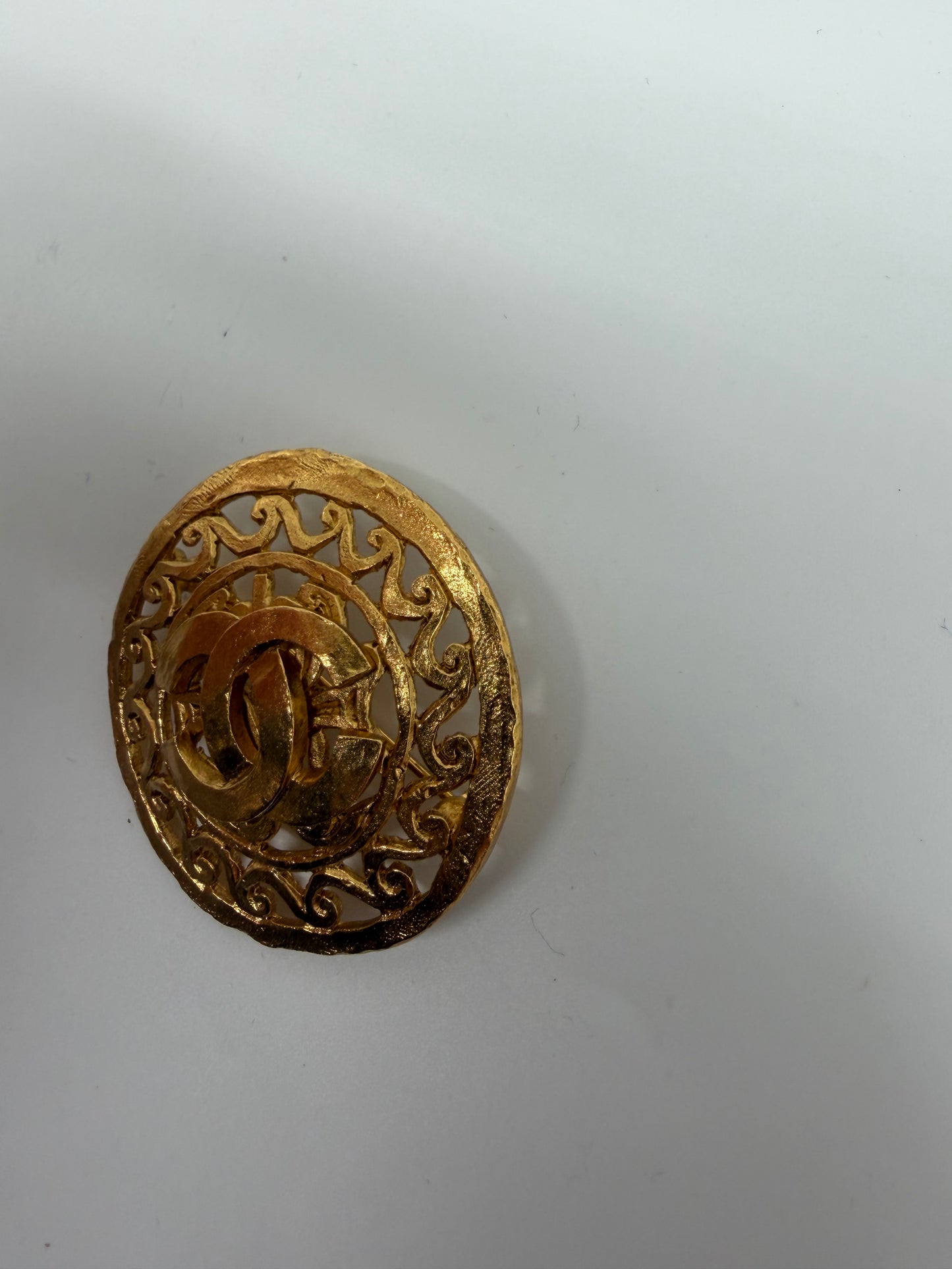 Chanel CC-Logo Brosche Gold