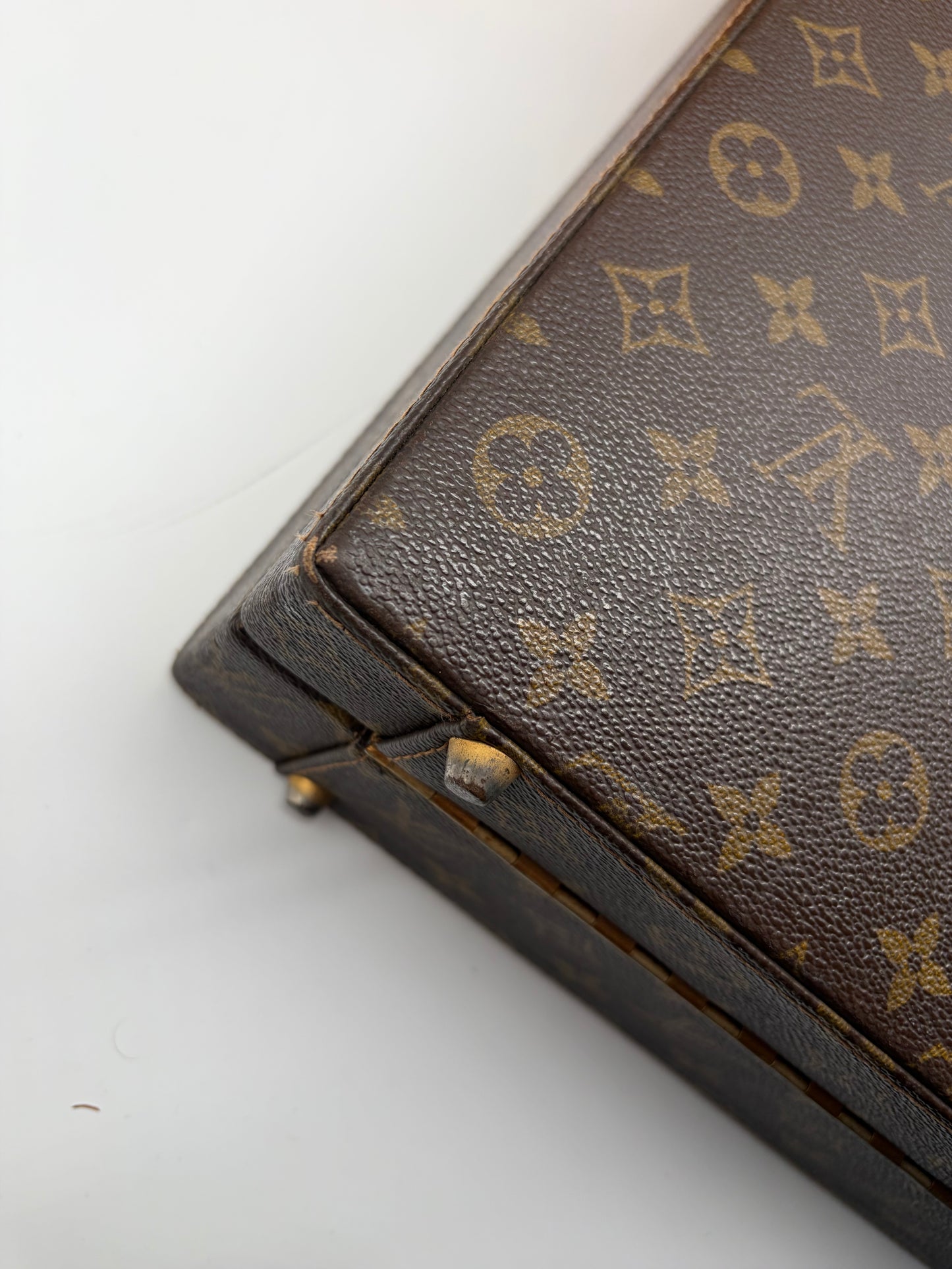 Louis Vuitton Crusher Trunk Monogram Koffer