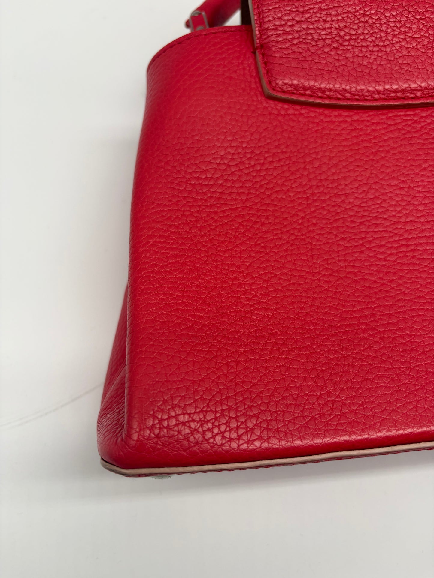 Louis Vuitton Capucines BB Taurillon mit Schultergurt