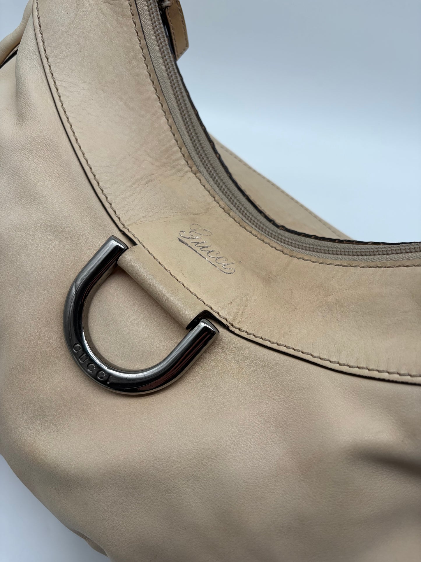 Gucci Abbey D-Ring Hobo Bag Leder Beige – Vintage