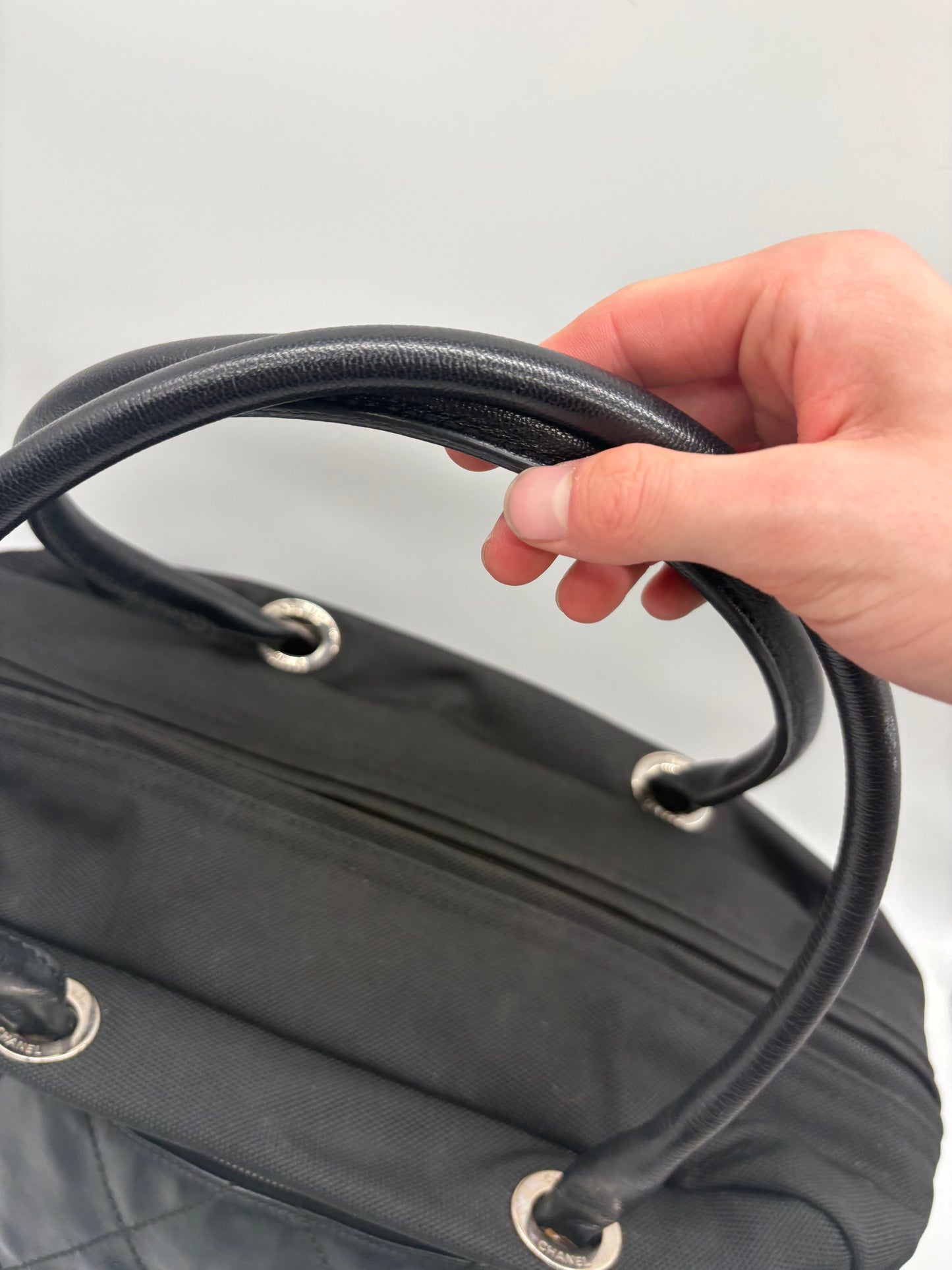 Chanel Paris Biarritz Handtasche schwarz- Luxus Boston Bag