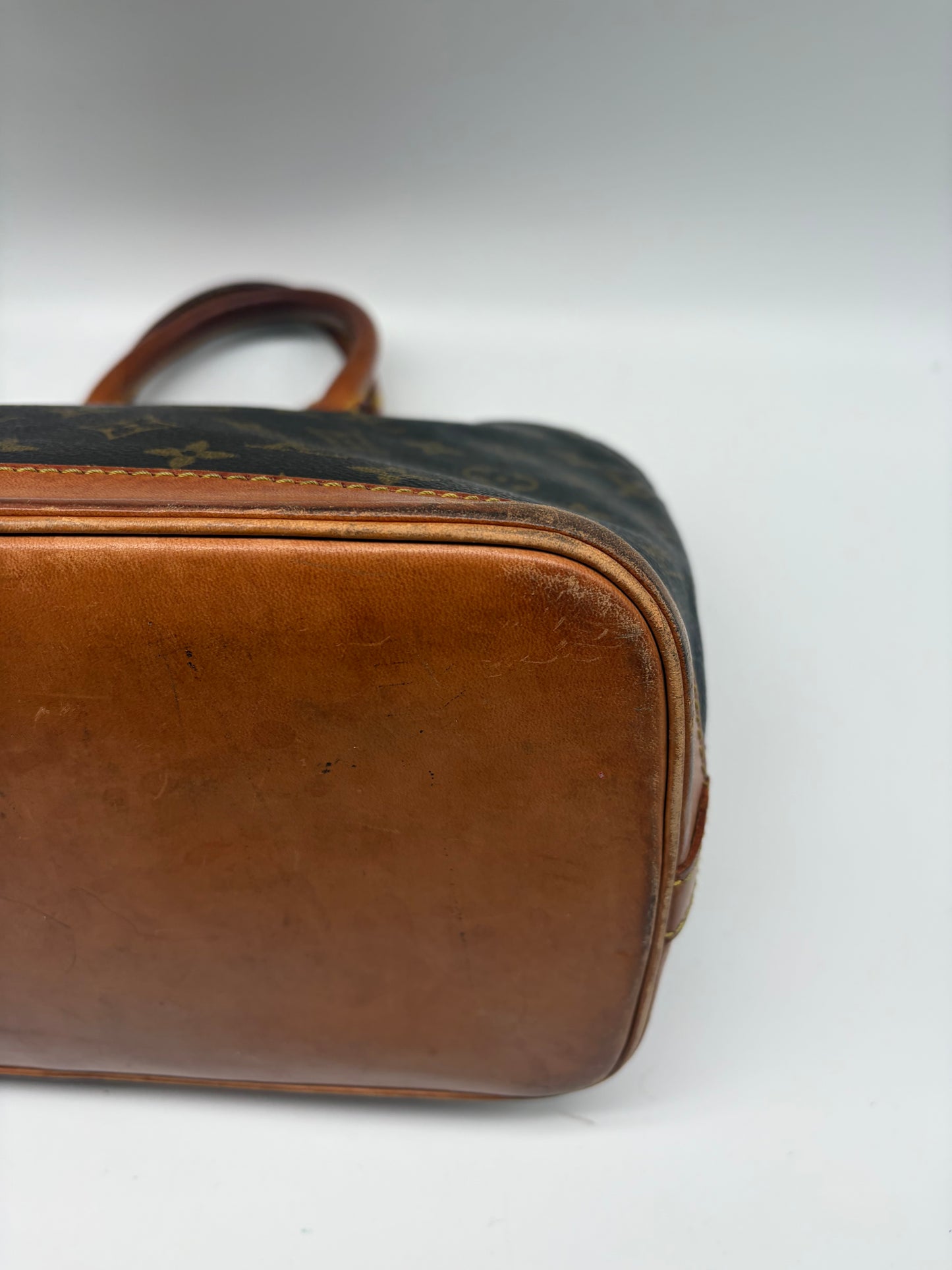 Louis Vuitton Alma PM Monogram Handtasche