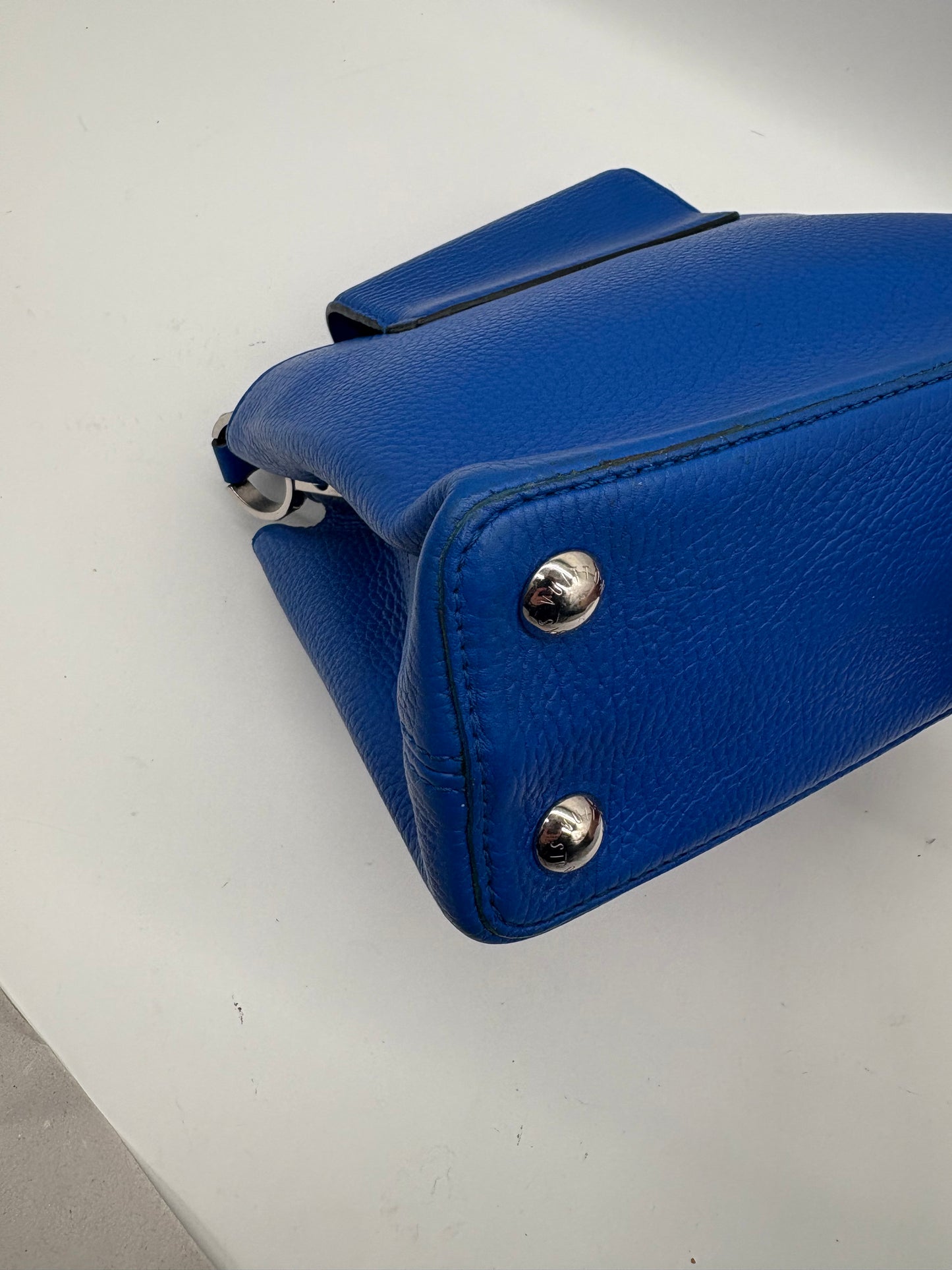 Louis Vuitton Capucines Bb Handtasche blau