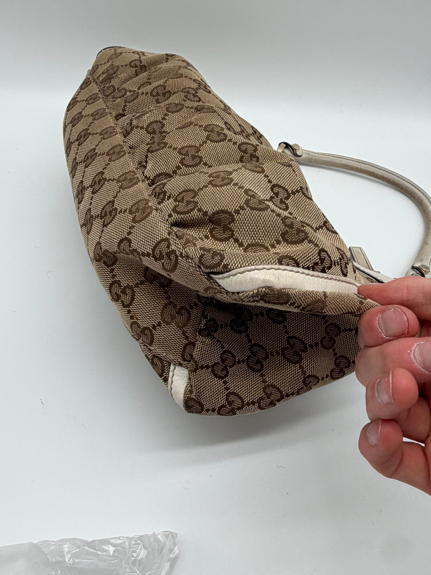 Gucci Abbey D-Ring Schultertasche beige creme