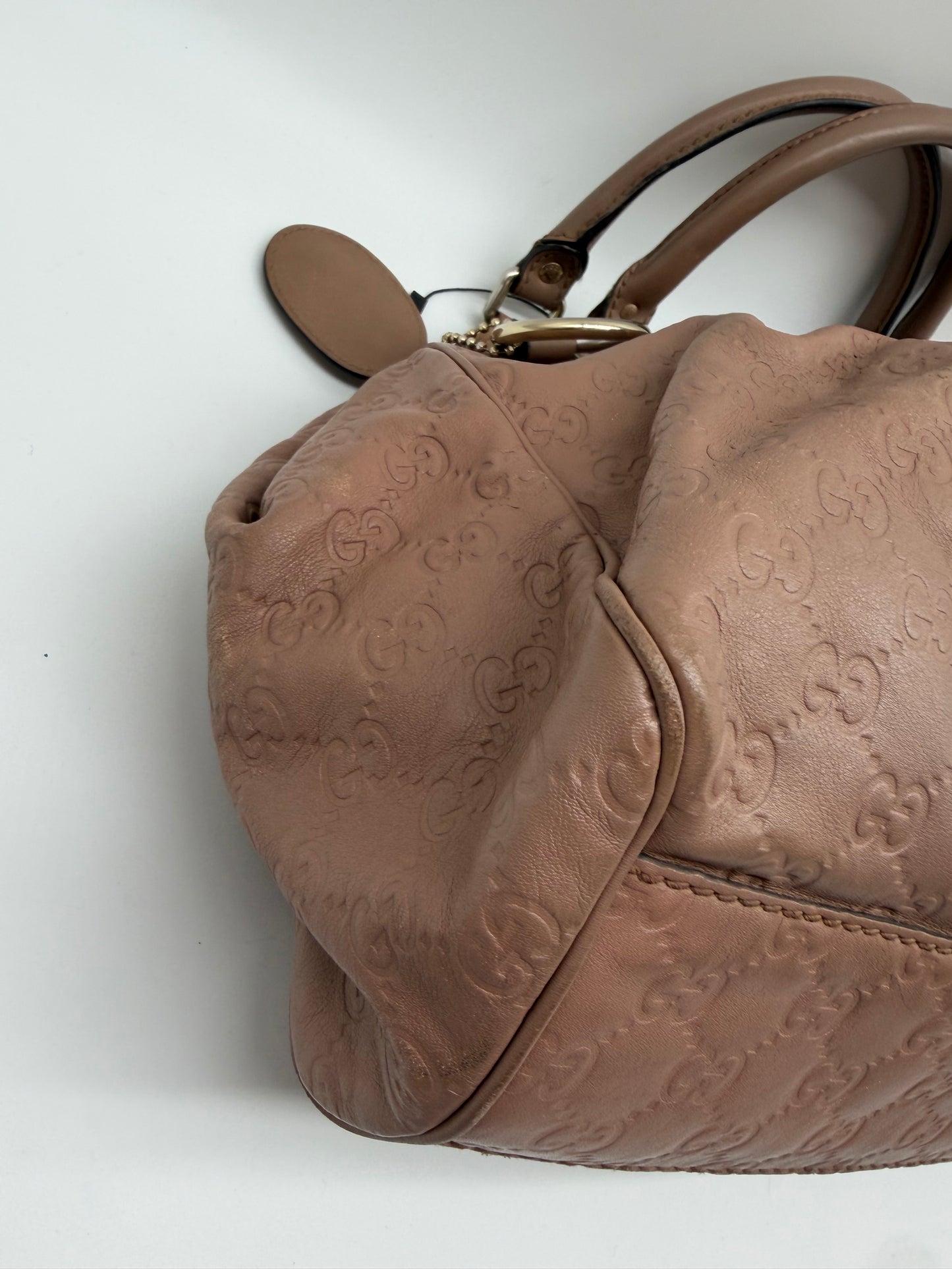 Gucci Guccisisima Sukey Medium Tote Shopper Nude