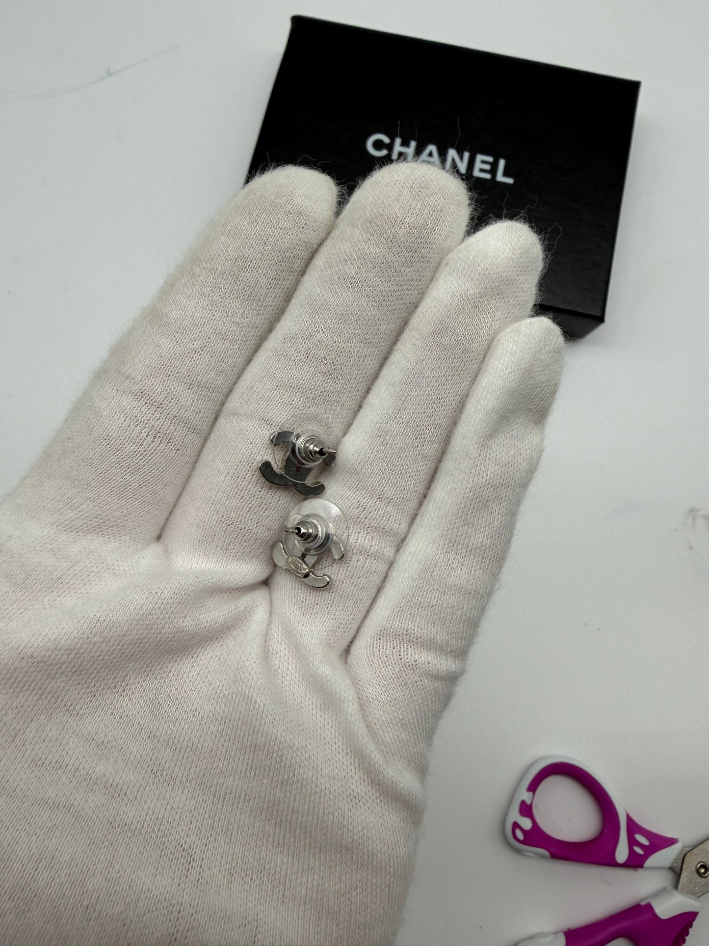 Chanel CC Diamant-Ohrringe