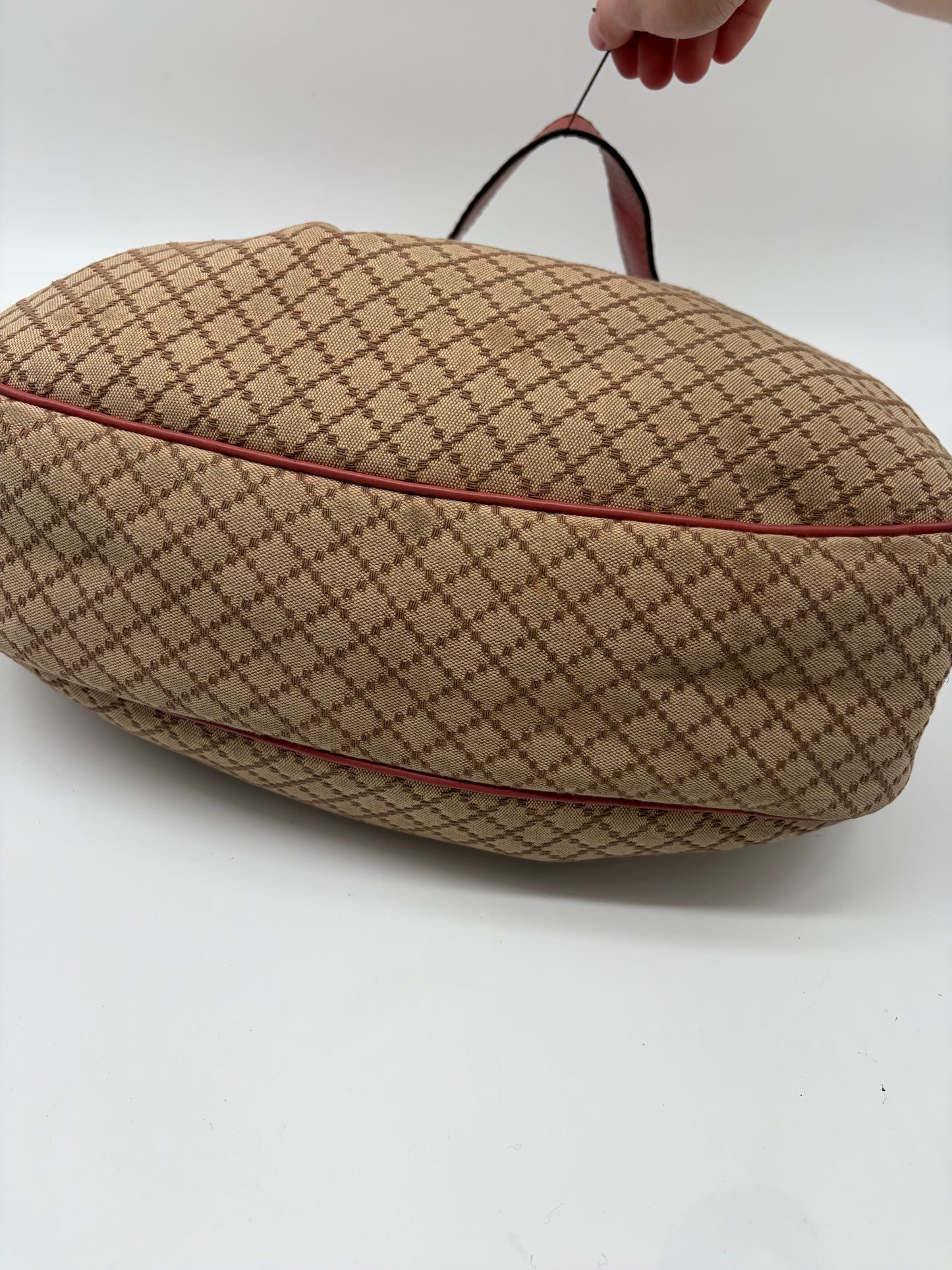 Gucci Diamante Sukey Shoulder Bag Beige Lachsfarbenes Leder