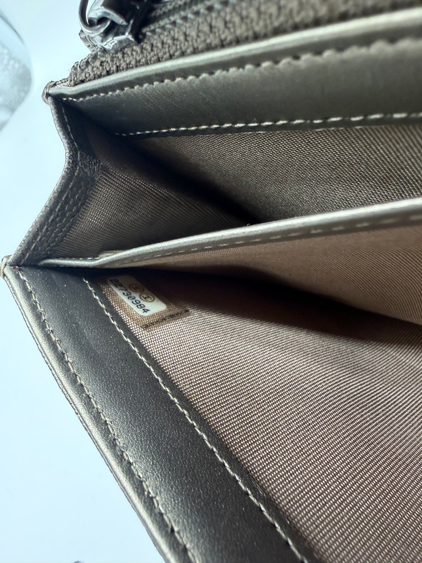 Chanel Caviar Matelasse Long Wallet Bronze/ Braun
