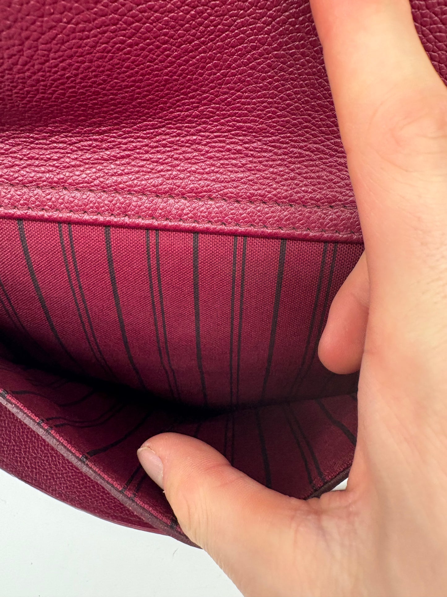 Louis Vuitton Monogram Empreinte Métis Hobo Handtasche Bordeaux