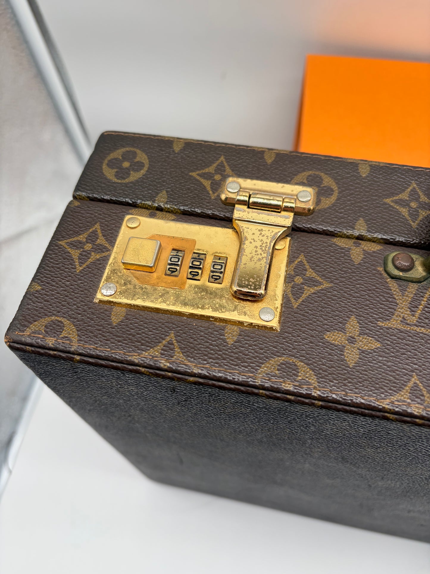 Louis Vuitton Crusher Trunk Monogram Koffer
