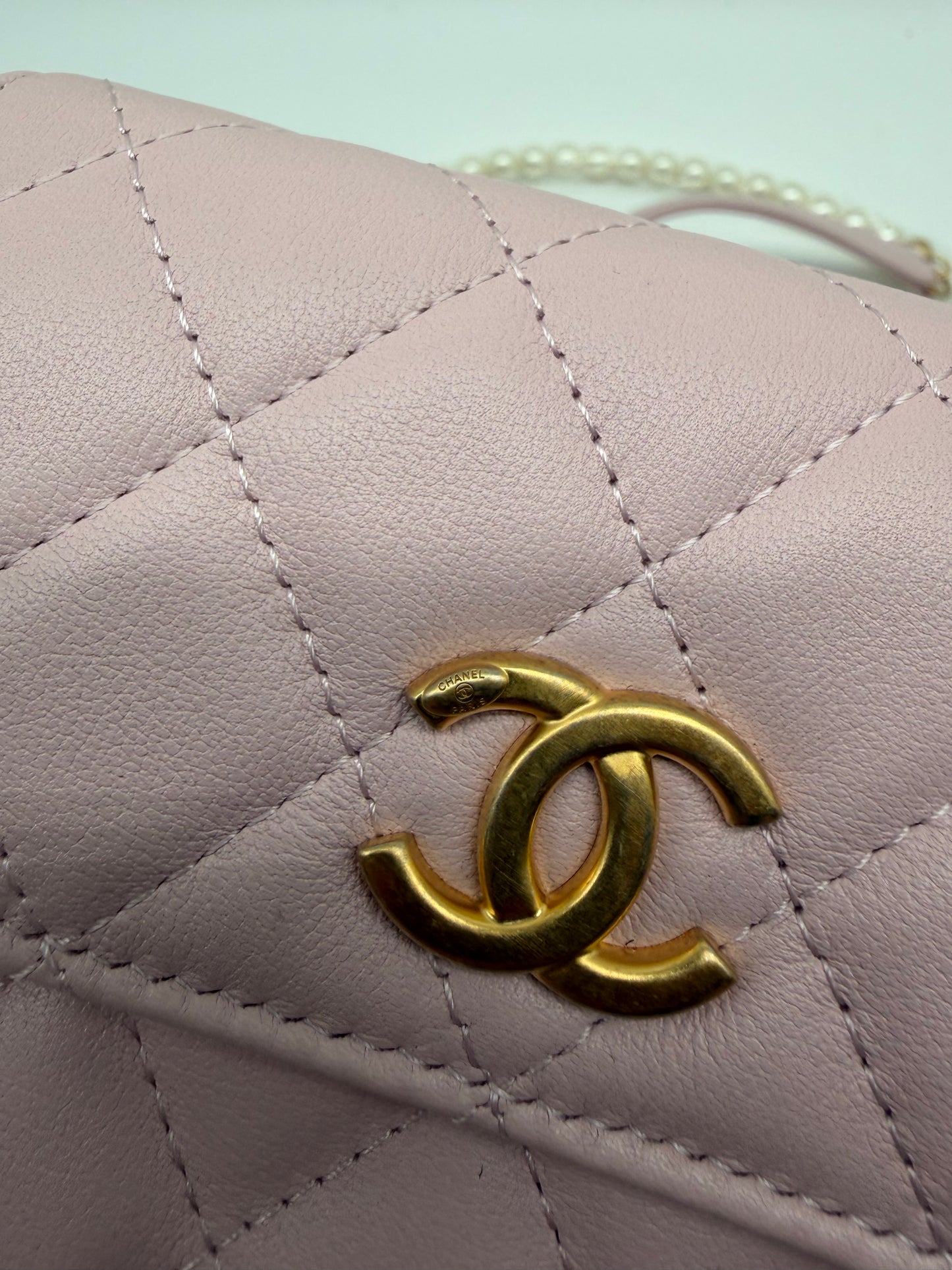 Chanel Pink Lambskin Pearl Micro Bag Rosa