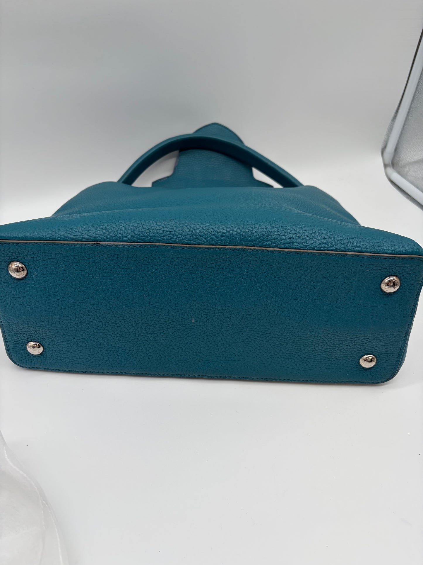 Louis Vuitton Capucines MM Handtasche