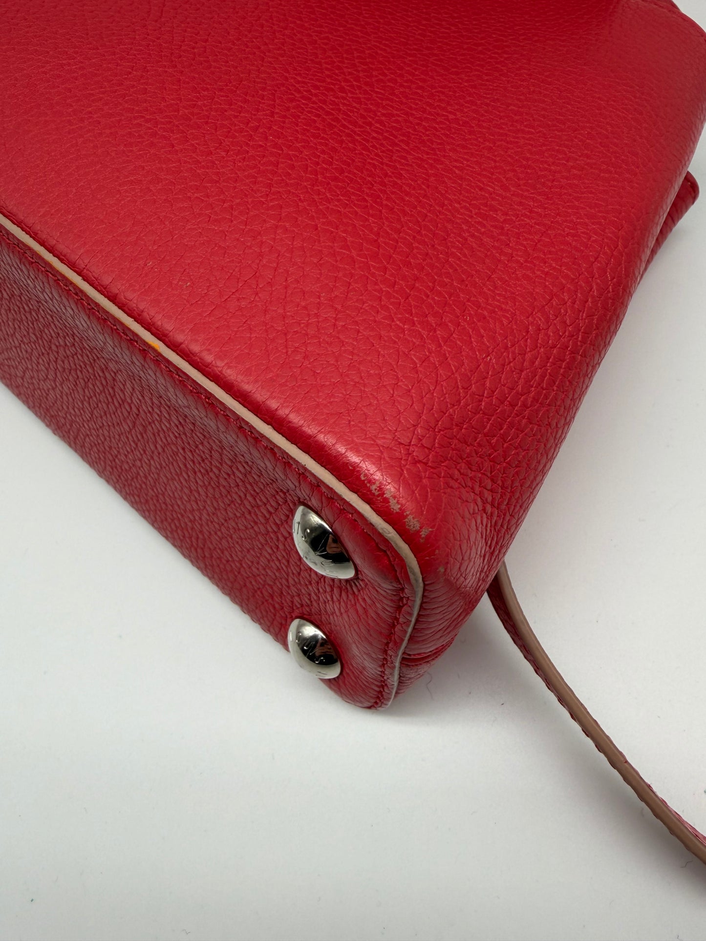 Louis Vuitton Capucines BB Taurillon mit Schultergurt